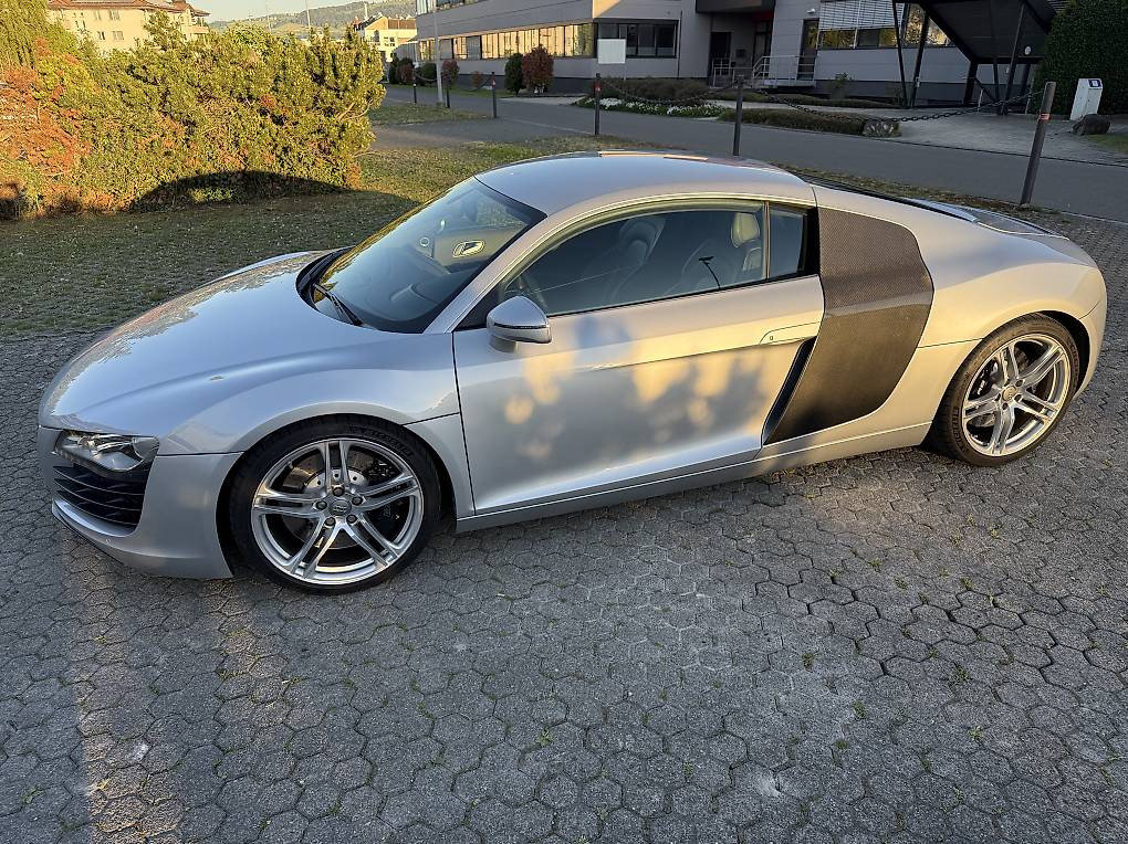 AUDI R8 Coupé 4.2 FSI V8 quattro R-Tronic, Benzina, Occasioni / Usate, Automatico - 2