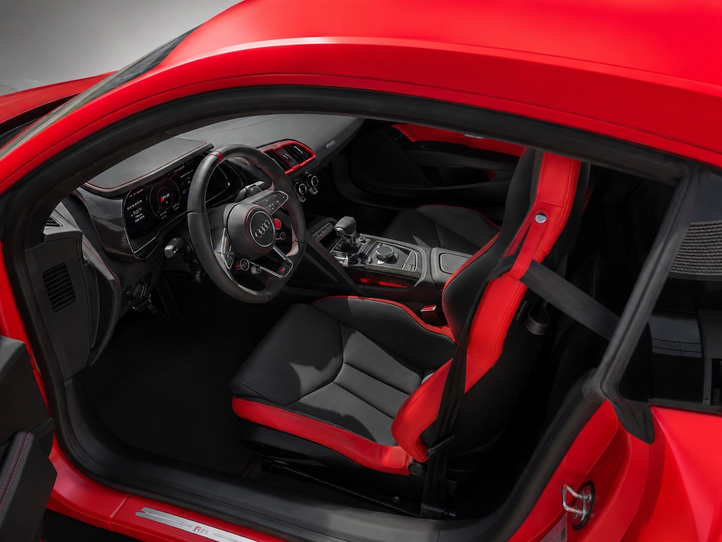 AUDI R8 Coupé RWD S-Tronic, Benzin, Occasion / Gebraucht, Automatik - 2