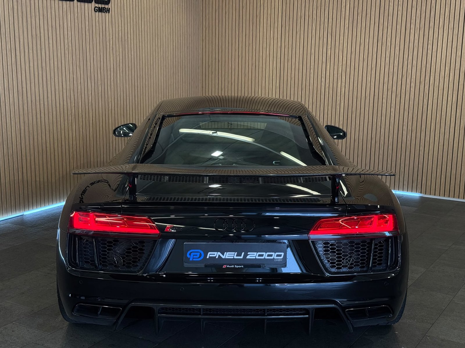AUDI R8 Coupé 5.2 plus S-Tronic, Benzin, Occasion / Gebraucht, Automatik - 6