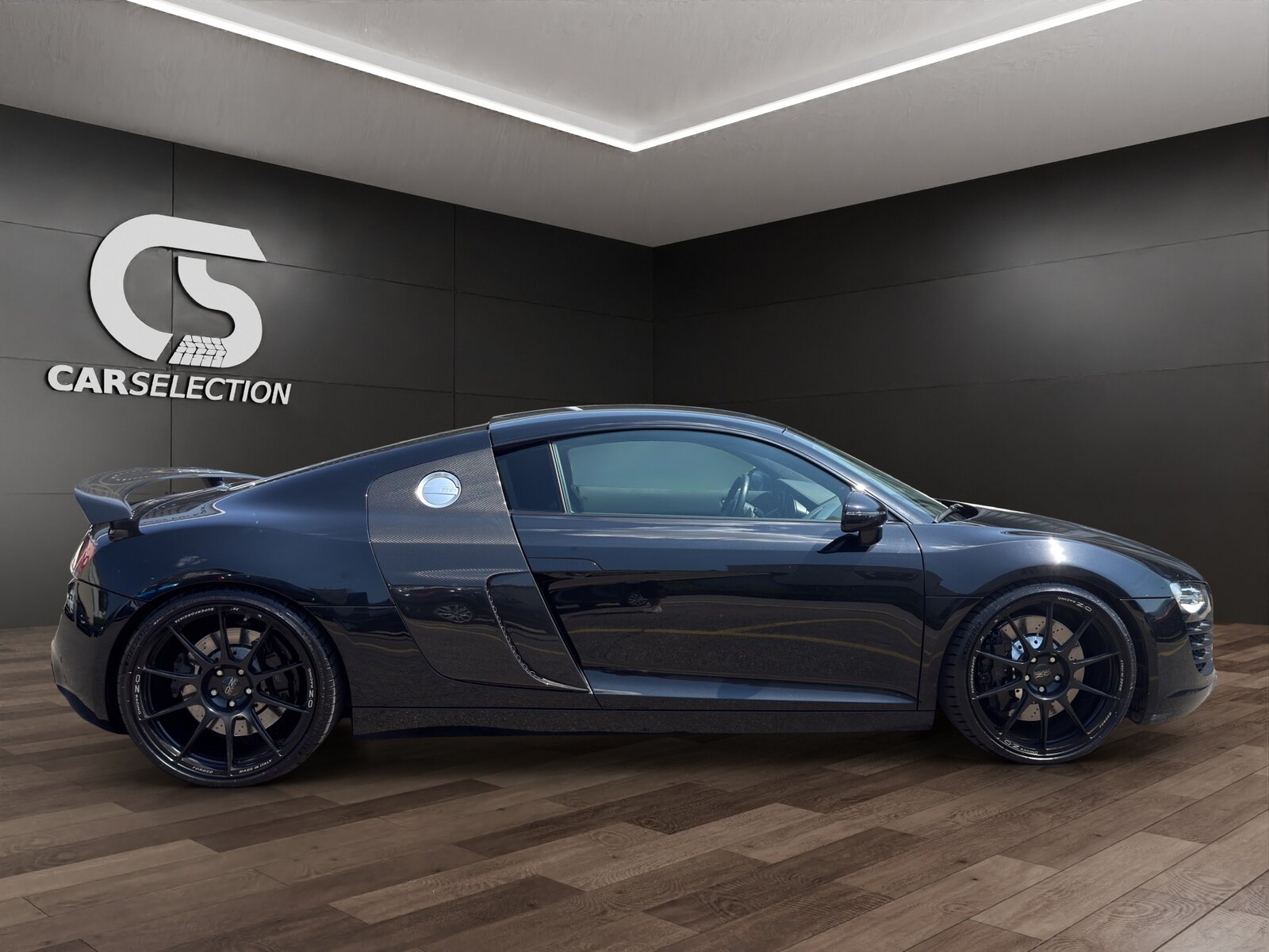 AUDI R8 Coupé 4.2, Essence, Occasion / Utilisé, Automatique - 6
