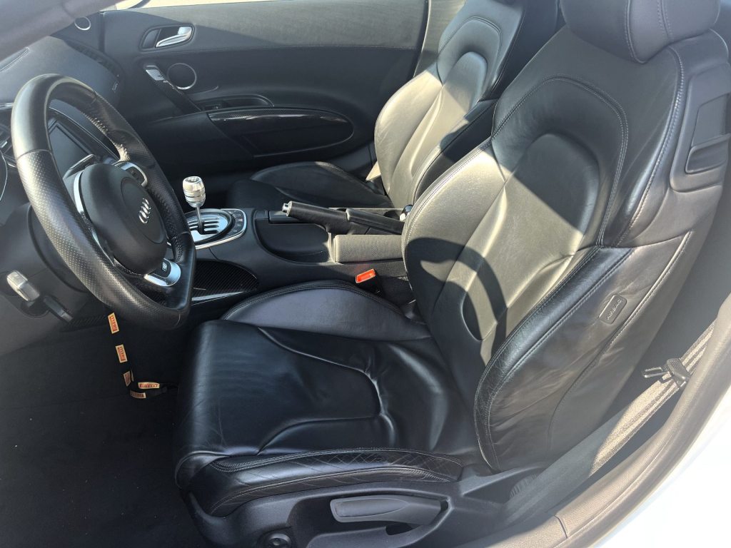 AUDI R8 4.2 FSI V8 quattro, Benzin, Occasion / Gebraucht, Handschaltung - 4