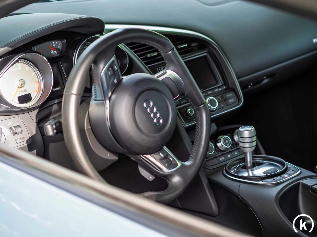 AUDI R8 4.2L V8 Coupé, Benzina, Occasioni / Usate, Automatico - 5