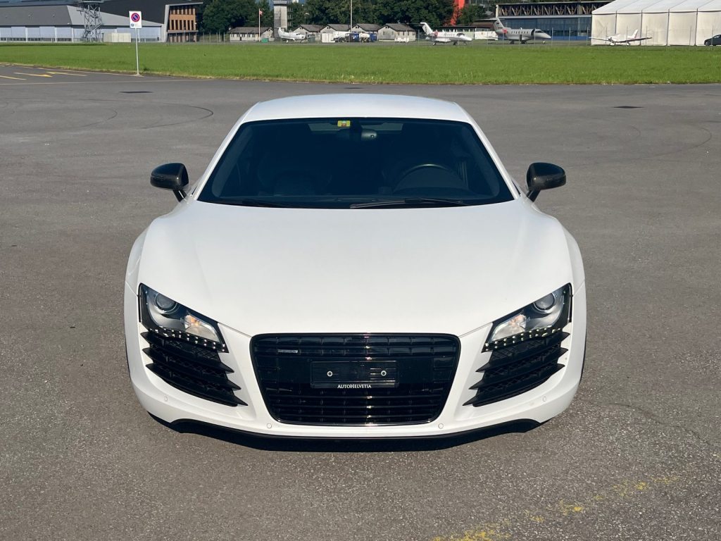 AUDI R8 4.2 FSI V8 quattro, Benzin, Occasion / Gebraucht, Handschaltung - 2