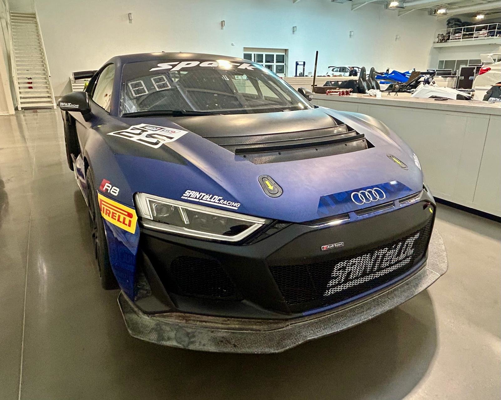AUDI R8 Coupé LMS GT4, Petrol, Second hand / Used, Automatic - 2