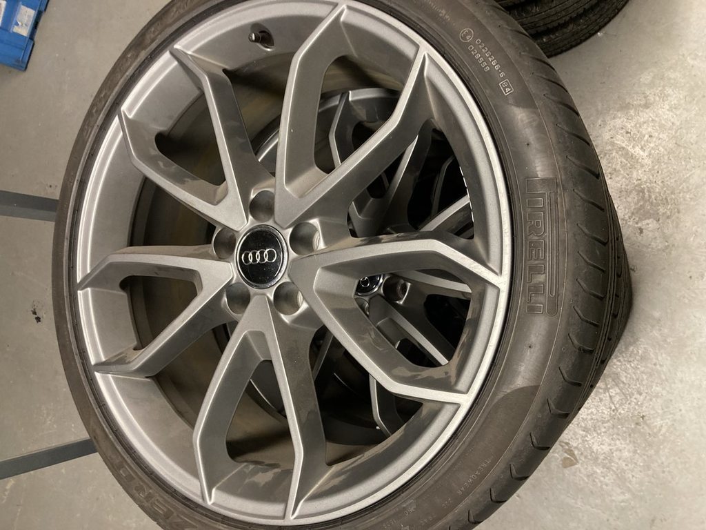 AUDI RS Q3 2.5 TFSI perform. qu. S-Tronic, Petrol, Second hand / Used, Automatic - 7