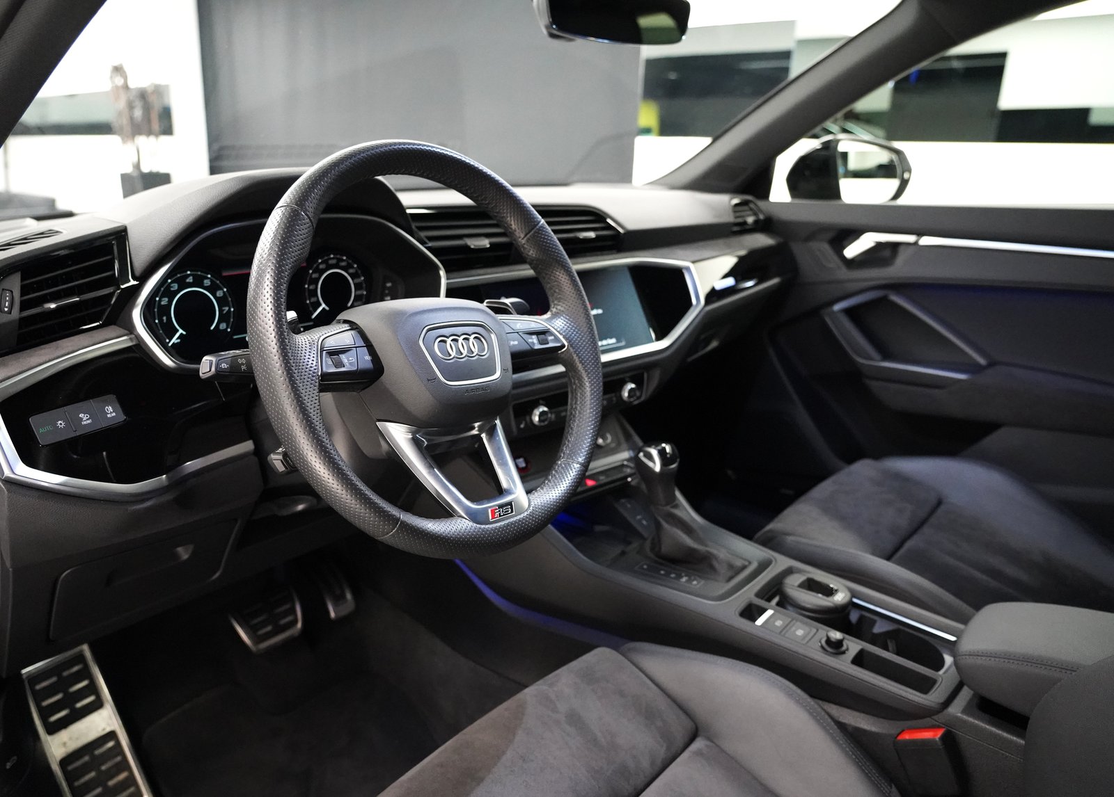 AUDI RS Q3 SB 2.5 TFSI quattro, Essence, Occasion / Utilisé, Automatique - 7
