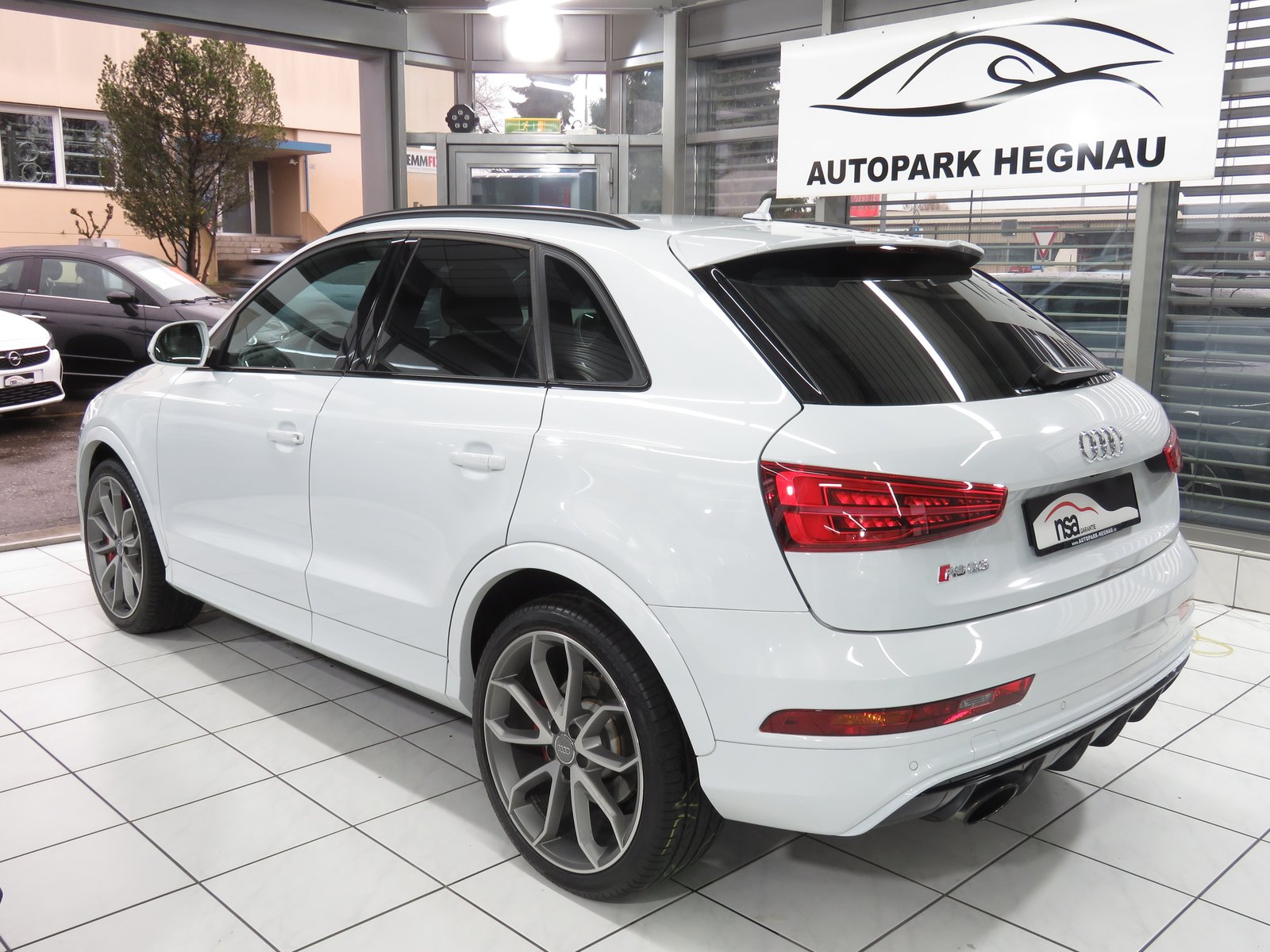 AUDI RS Q3 2.5 TFSI Quattro S-tronic Automat, Benzin, Occasion / Gebraucht, Automatik - 6