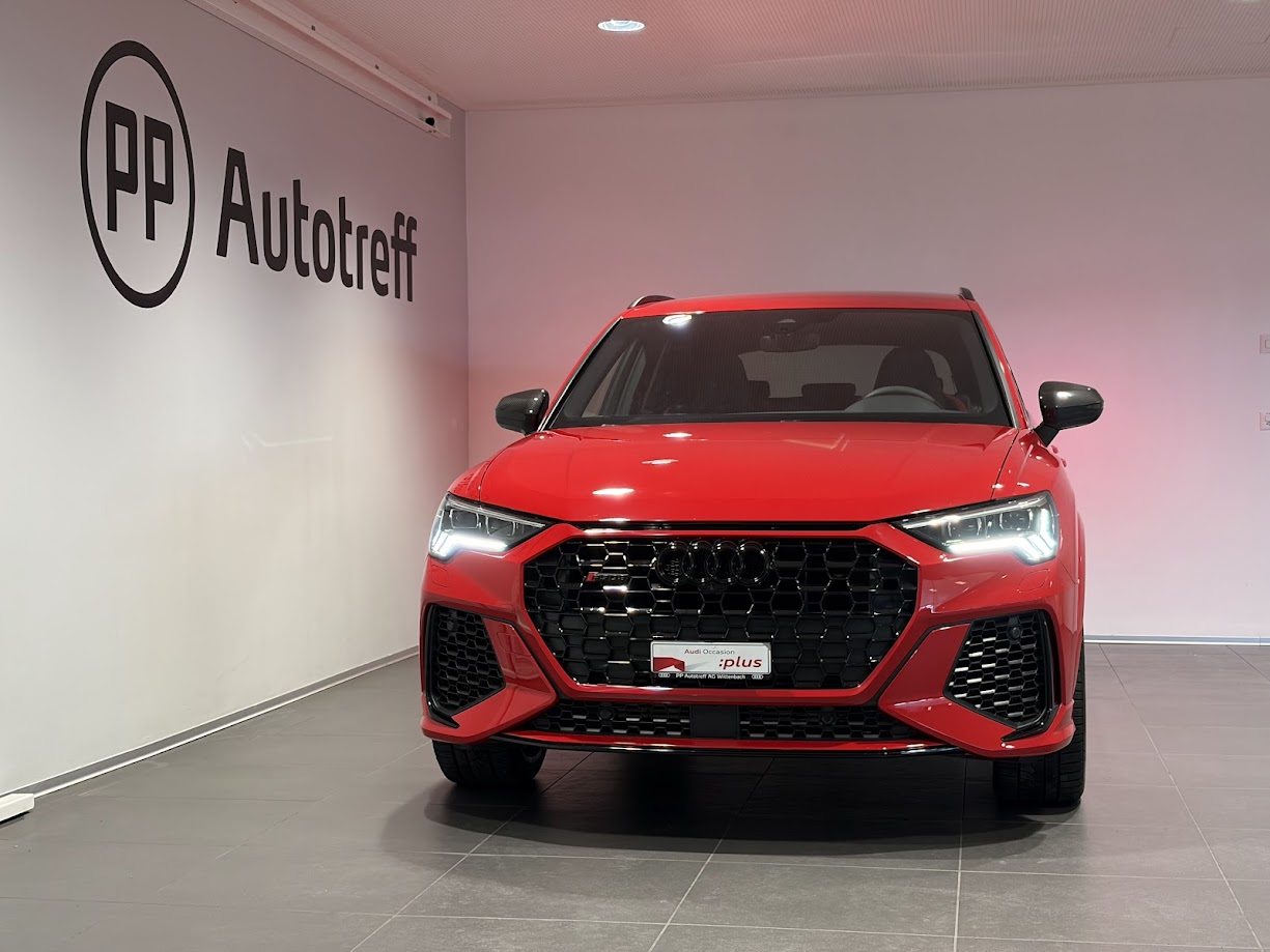 AUDI RS Q3