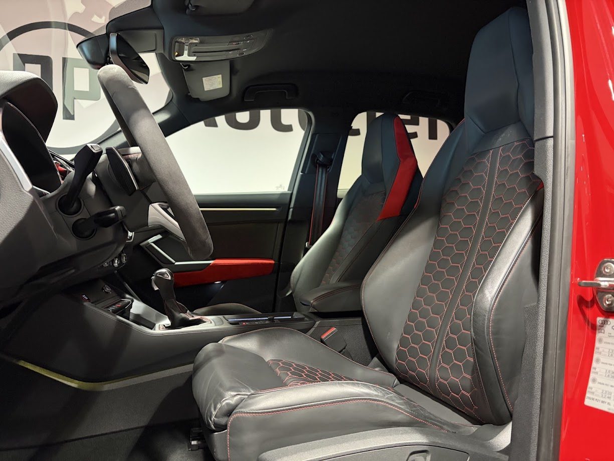 AUDI RS Q3, Essence, Occasion / Utilisé, Automatique - 4