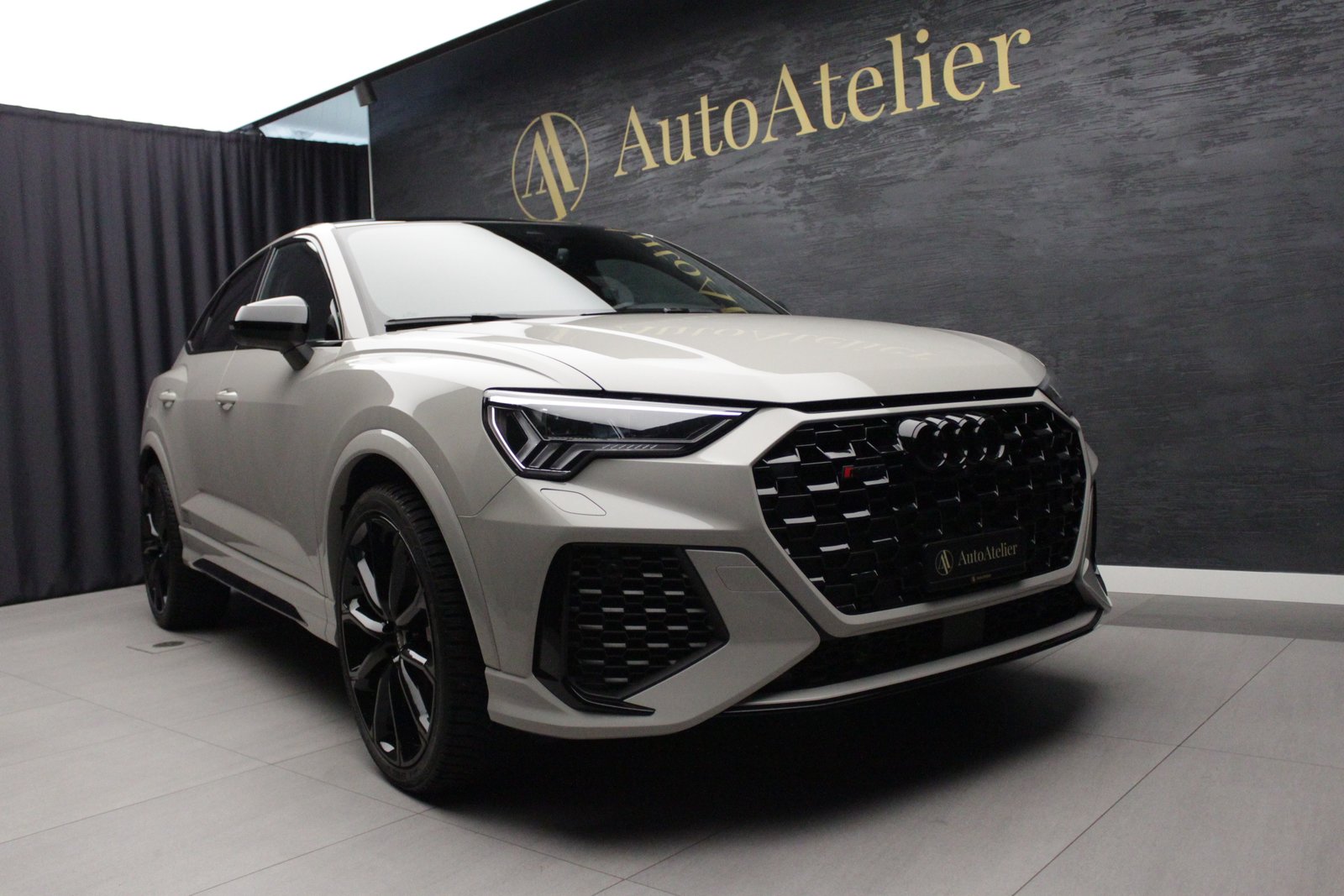 AUDI RS Q3 Sportback quattro S tronic