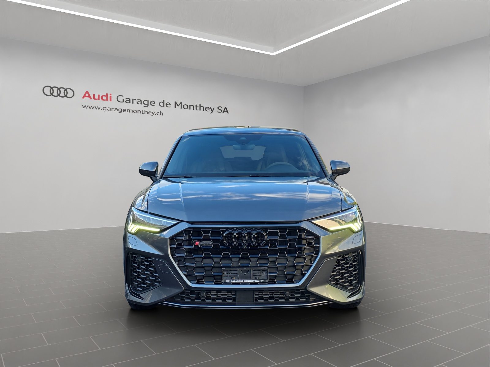 AUDI RS Q3 Sportback quattro S tronic, Essence, Occasion / Utilisé, Automatique - 2
