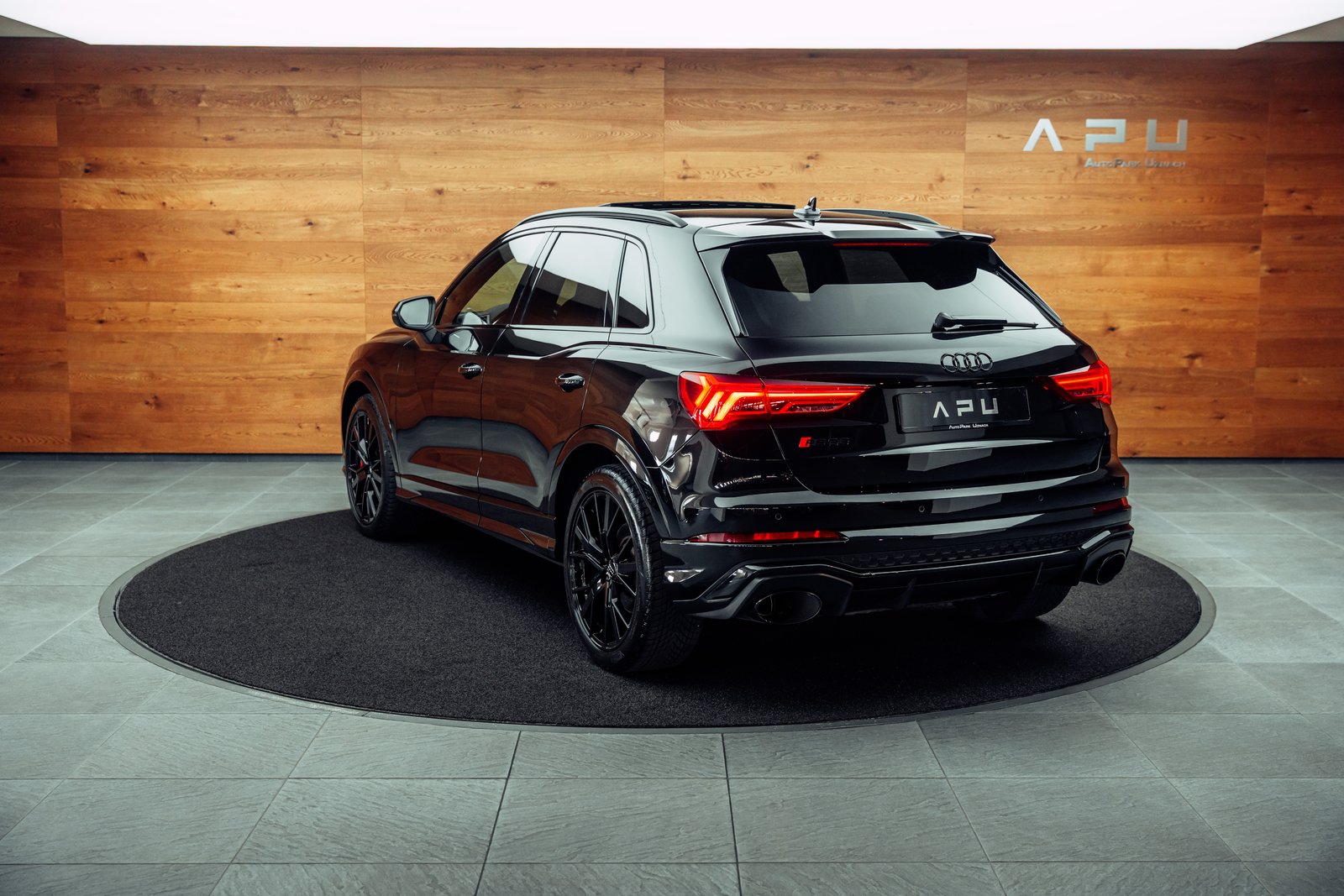 AUDI RS Q3 2.5 TFSI quattro S tronic, Essence, Occasion / Utilisé, Automatique - 3