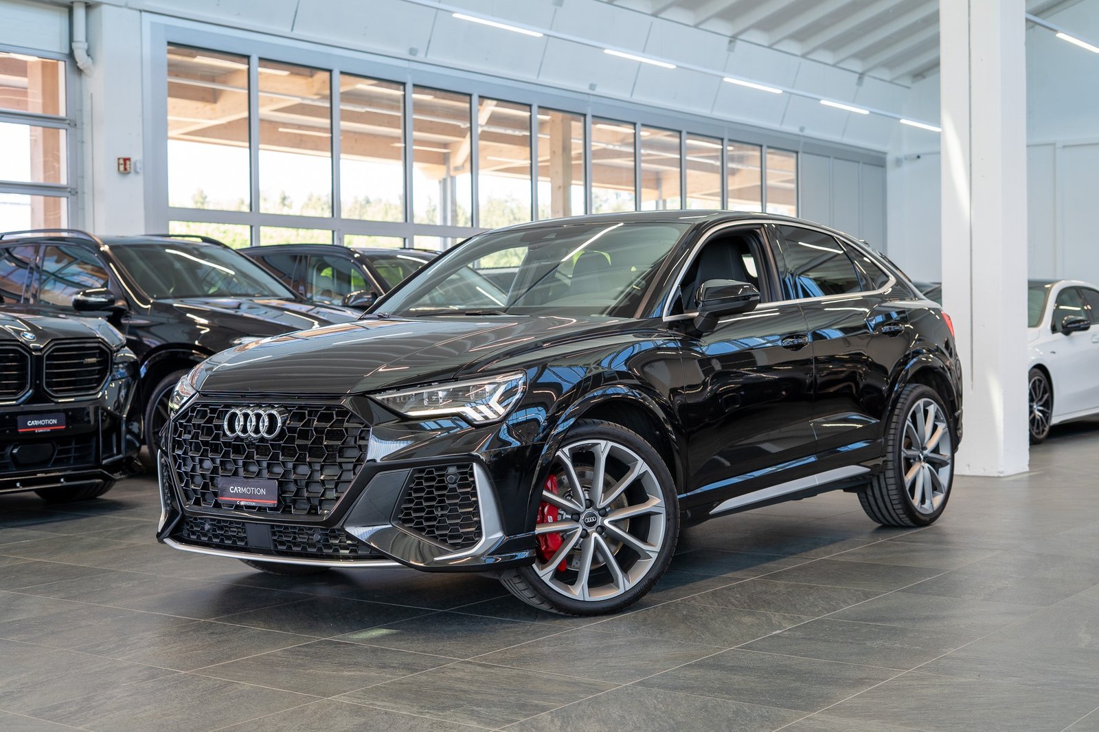 AUDI RS Q3 Sportback 2.5 TFSI quattro S-Tronic / Sportsitze