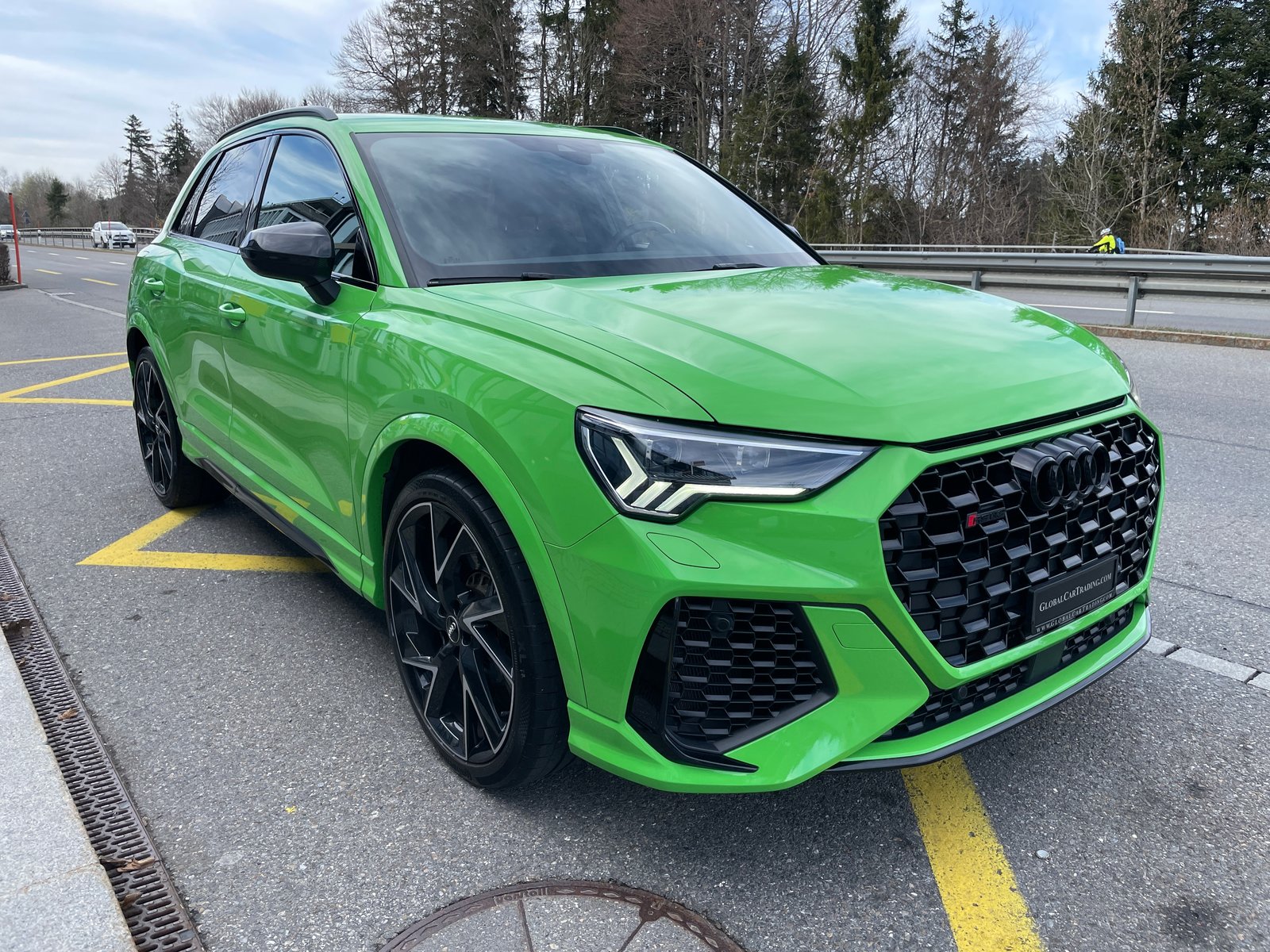 AUDI RS Q3 2.5 TFSI quattro S tronic, Benzin, Occasion / Gebraucht, Automatik - 3