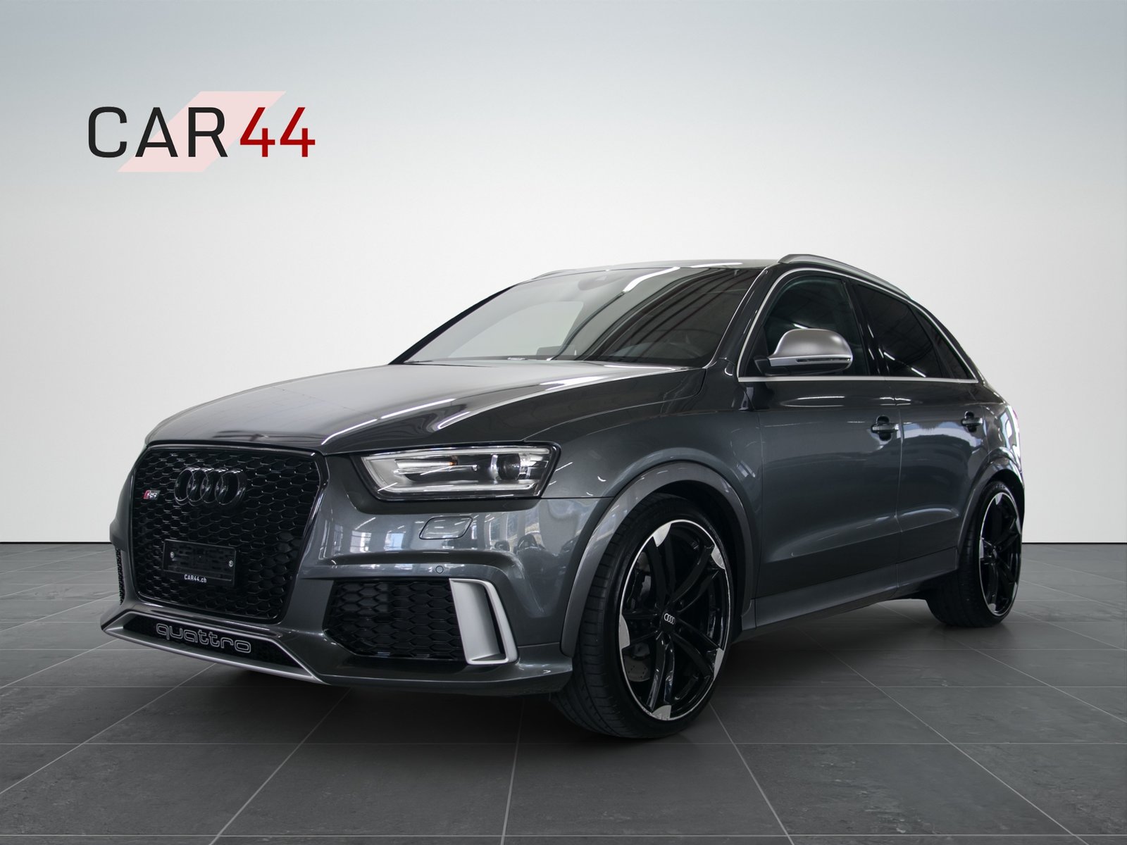 AUDI RS Q3 2.5 TFSI quattro S-tronic
