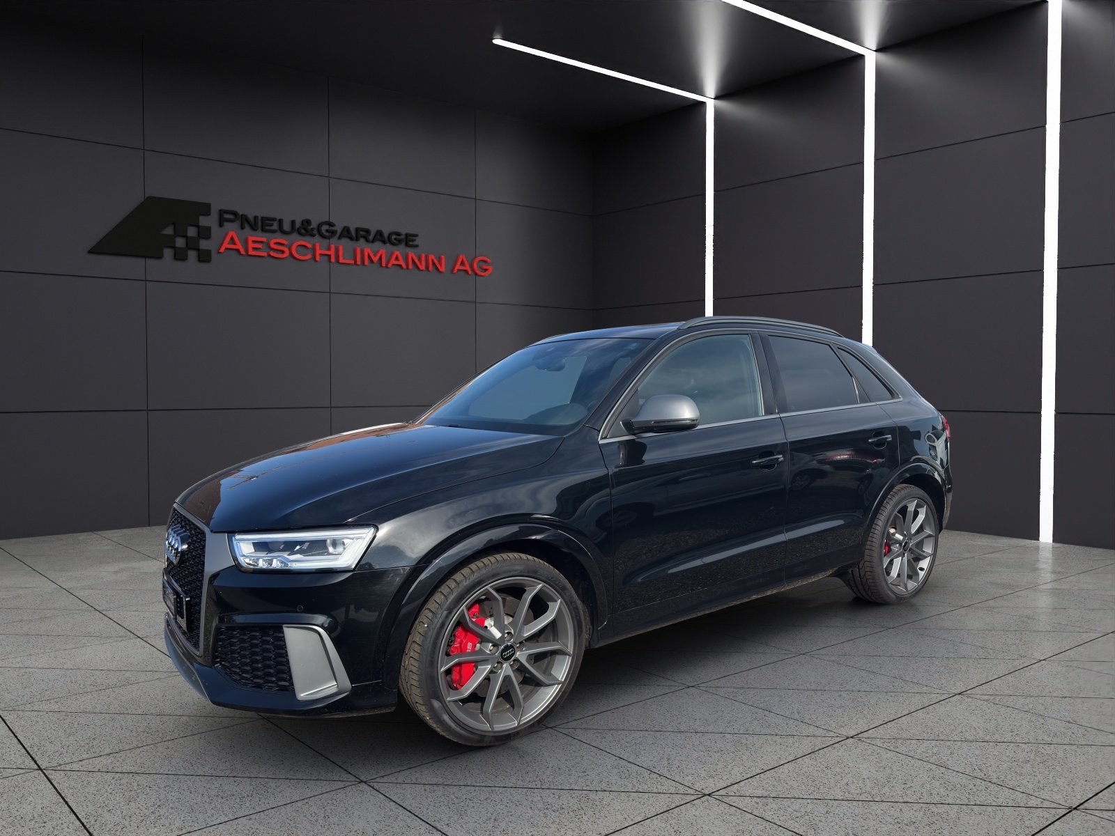 AUDI RS Q3 2.5 TFSI performance quattro S-tronic