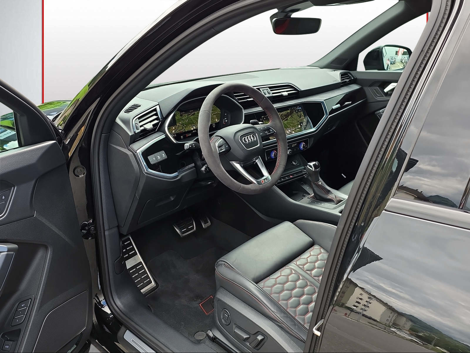 AUDI RS Q3 Sportback, Benzin, Occasion / Gebraucht, Automatik - 6