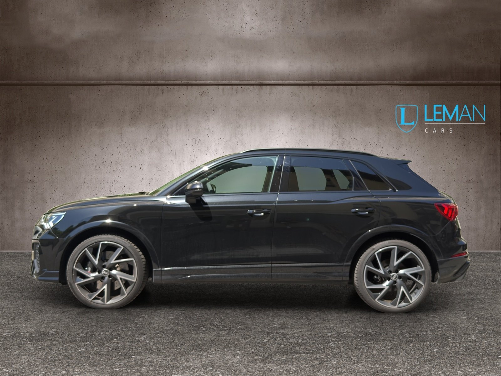 AUDI RS Q3 2.5 TFSI quattro S tronic, Benzin, Occasion / Gebraucht, Automatik - 7
