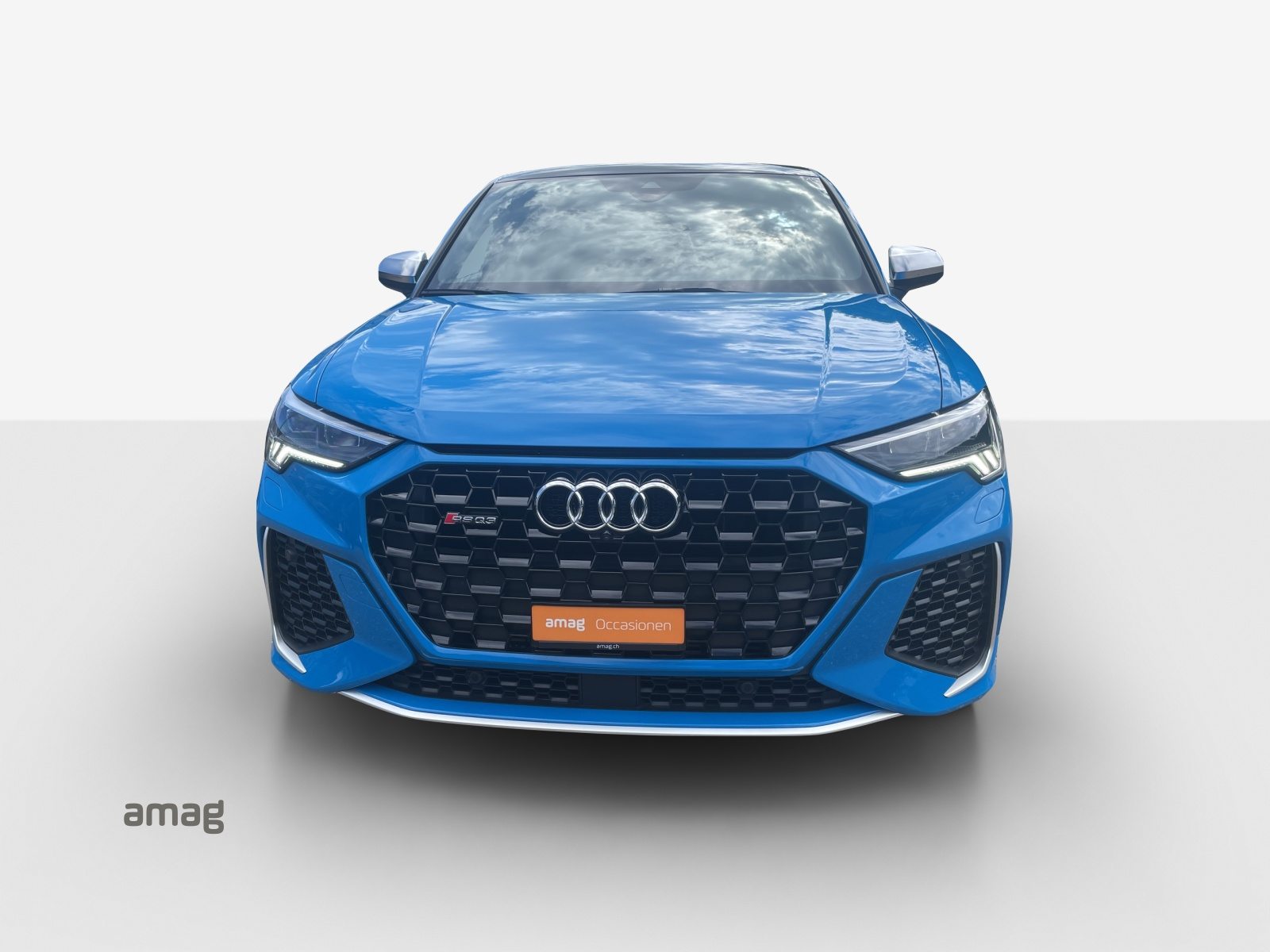 AUDI RSQ3 Sportback, Benzin, Occasion / Gebraucht, Automatik - 7