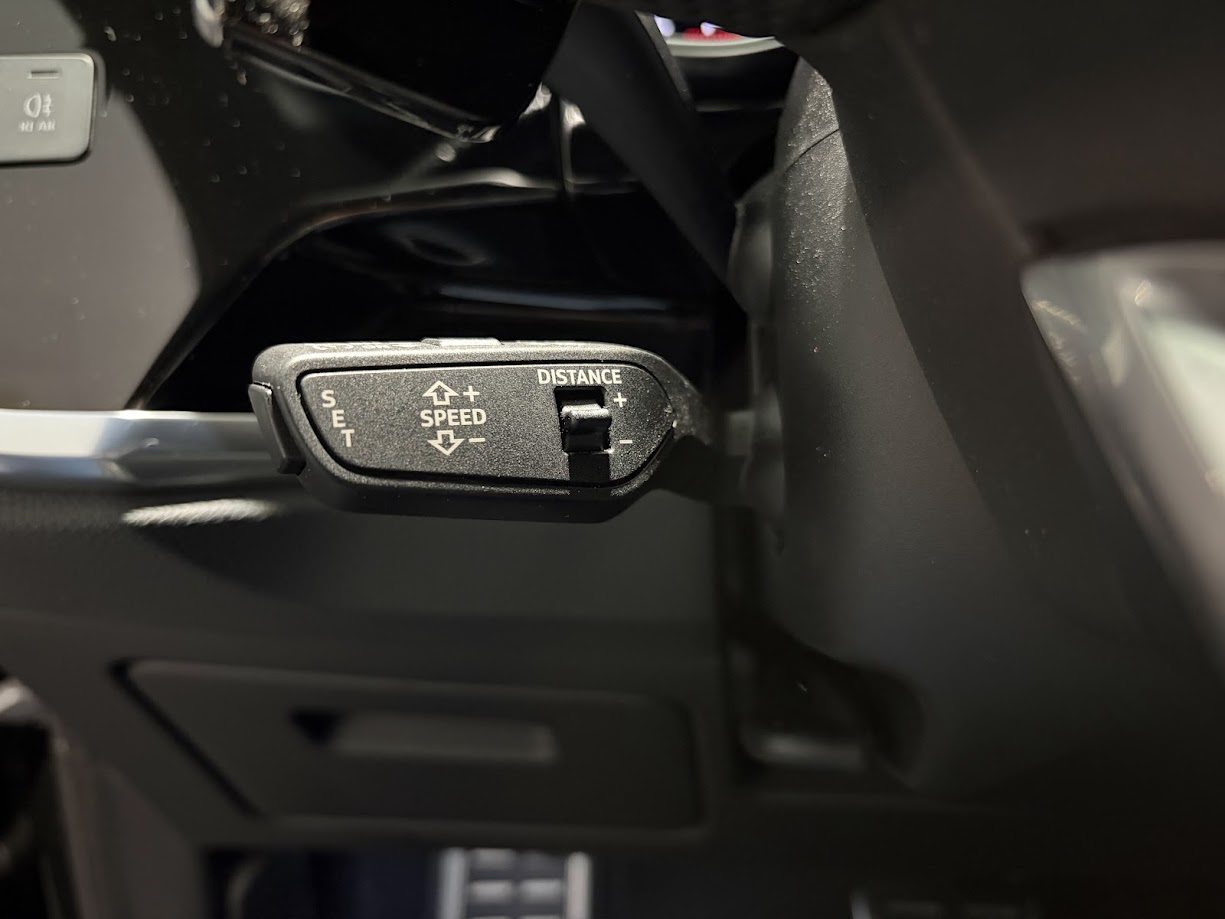 AUDI RS Q3, Essence, Occasion / Utilisé, Automatique - 7