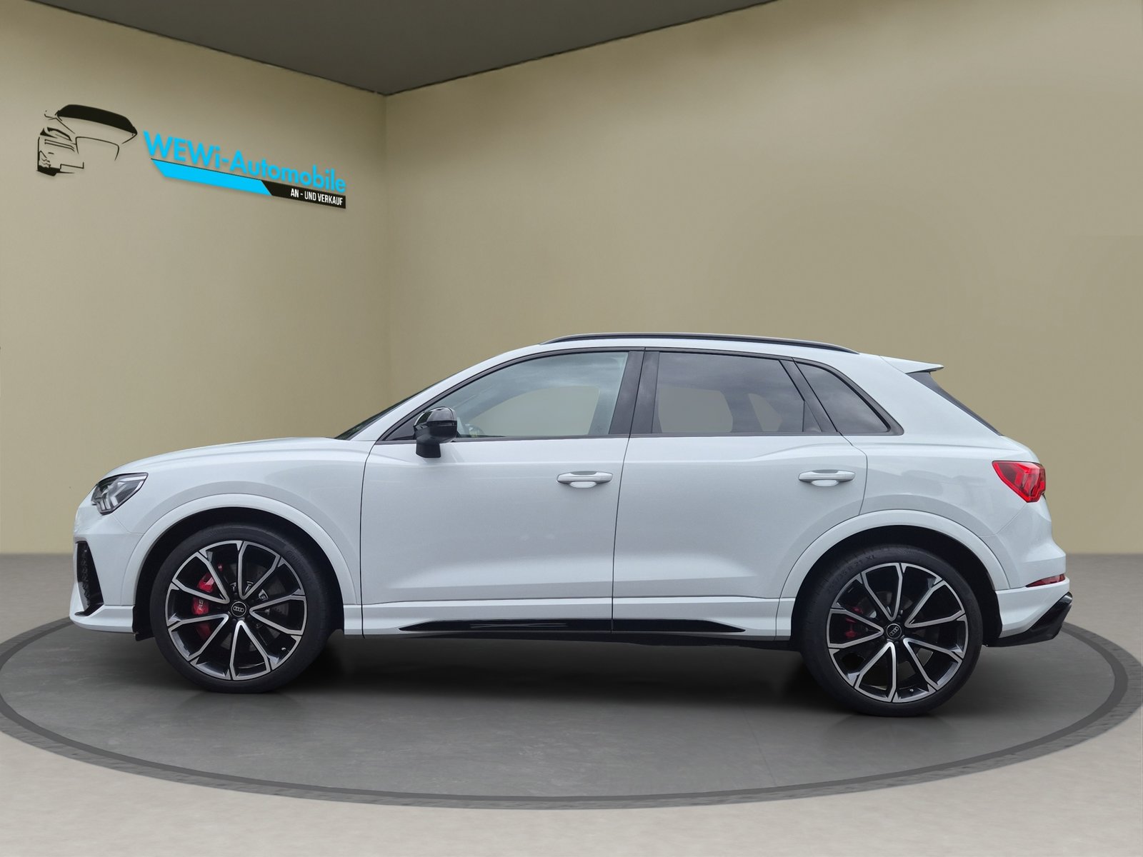 AUDI RS Q3 2.5 TFSI quattro S tronic, Petrol, Second hand / Used, Automatic - 2