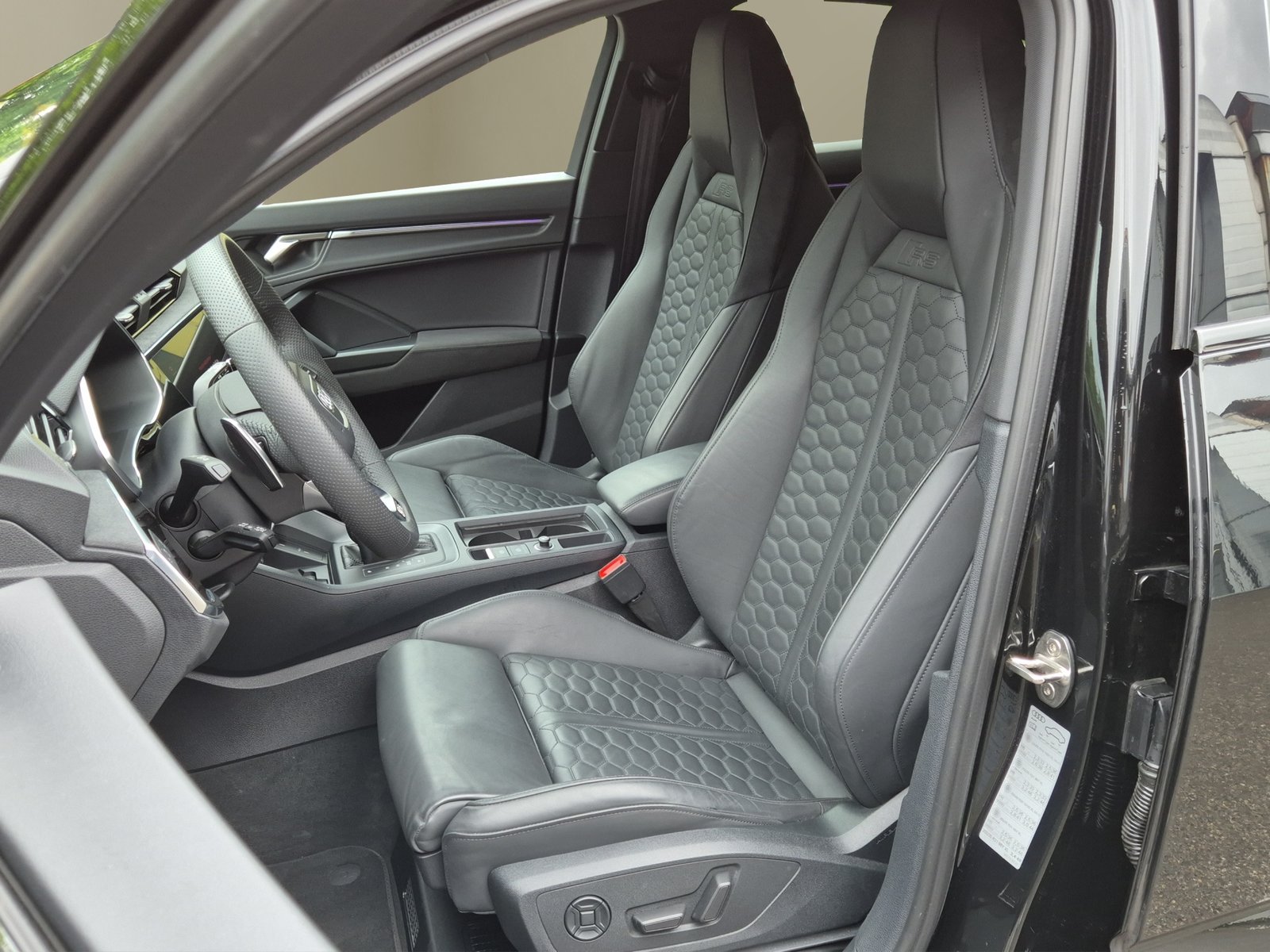 AUDI RS Q3 Sportback quattro S tronic, Benzin, Occasion / Gebraucht, Automatik - 3