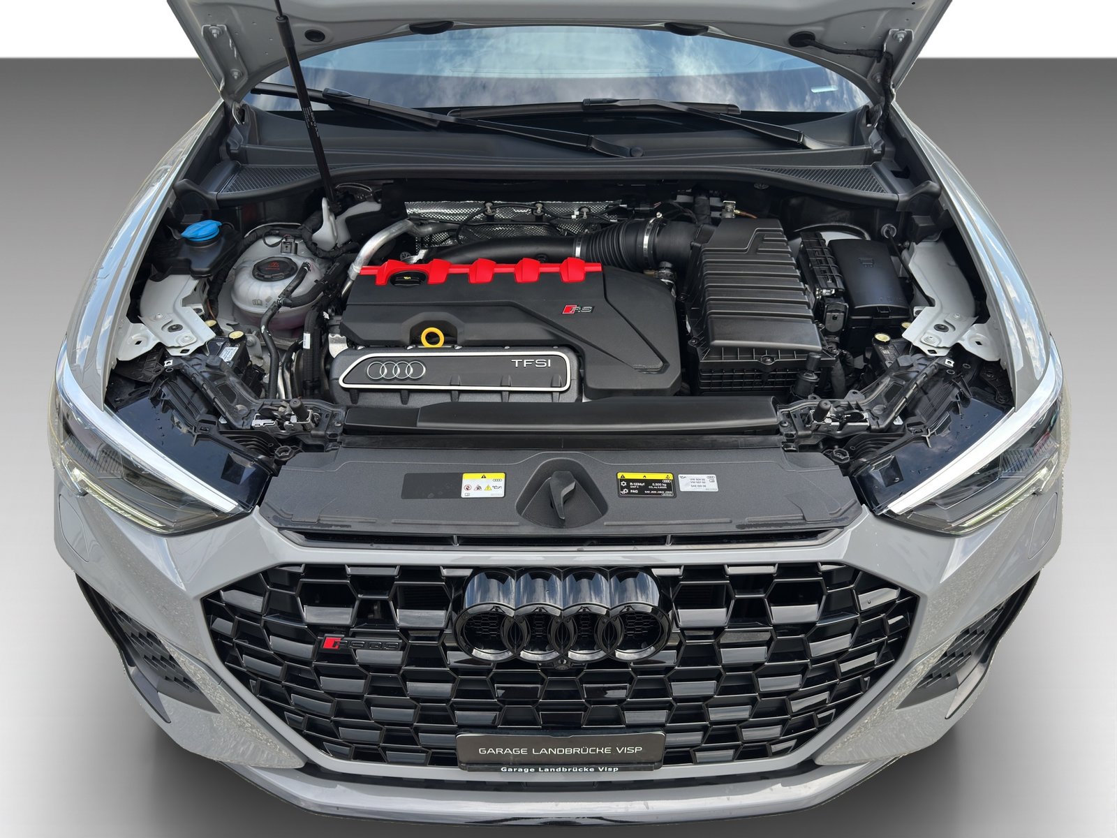 AUDI RS Q3 2.5 TFSI quattro S-Tronic, Benzin, Occasion / Gebraucht, Automatik - 4