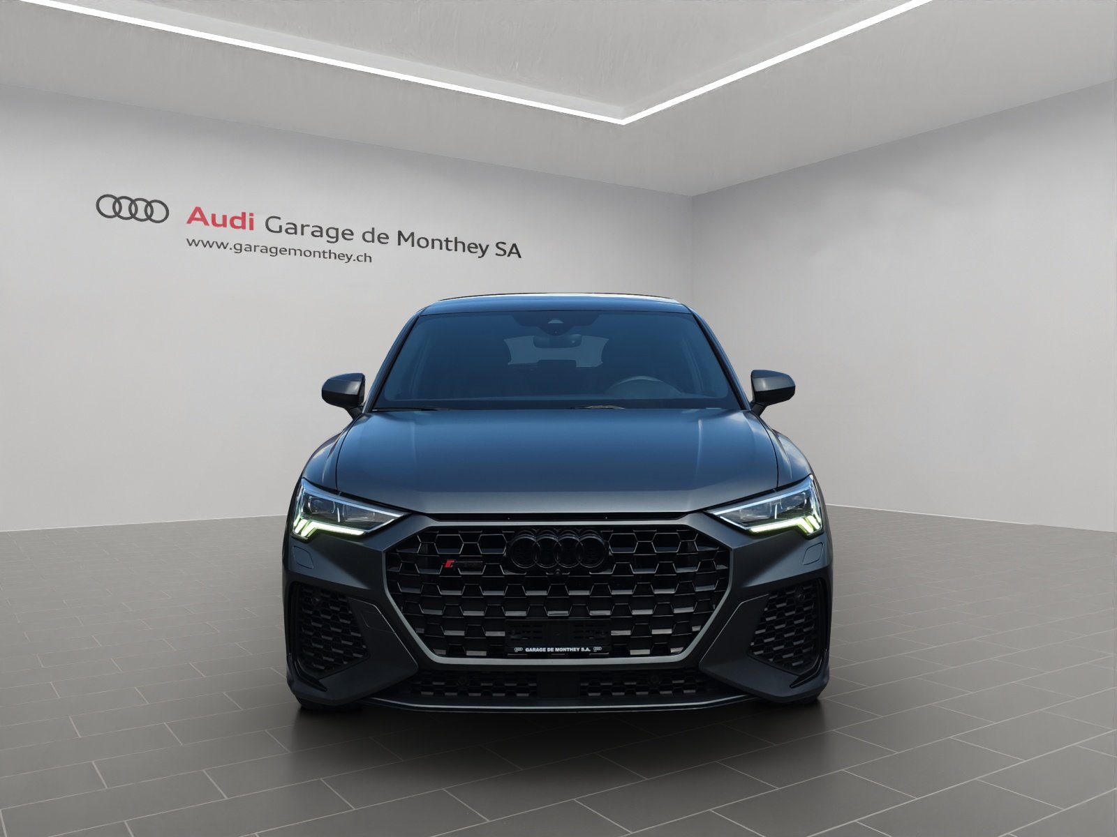 AUDI RS Q3 Sportback quattro S tronic, Essence, Occasion / Utilisé, Automatique - 2