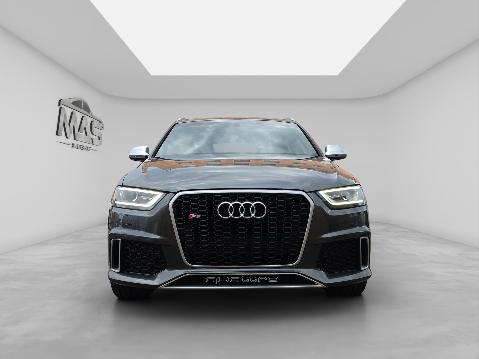 AUDI RS Q3 2.5 TFSI quattro S-tronic, Benzin, Occasion / Gebraucht, Automatik - 2