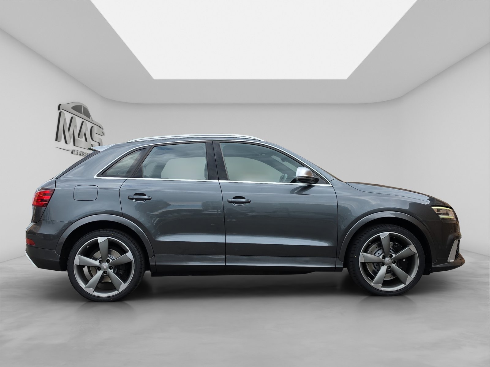 AUDI RS Q3 2.5 TFSI quattro S-tronic, Benzin, Occasion / Gebraucht, Automatik - 7