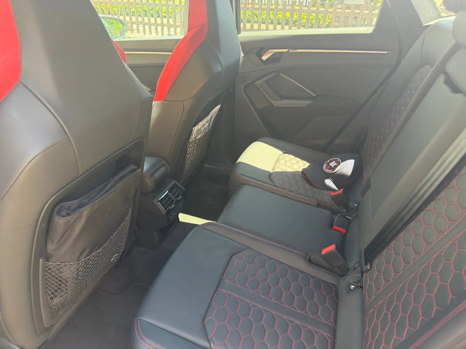 AUDI RS Q3 2.5 TFSI quattro S-Tronic, Benzin, Occasion / Gebraucht, Automatik - 6