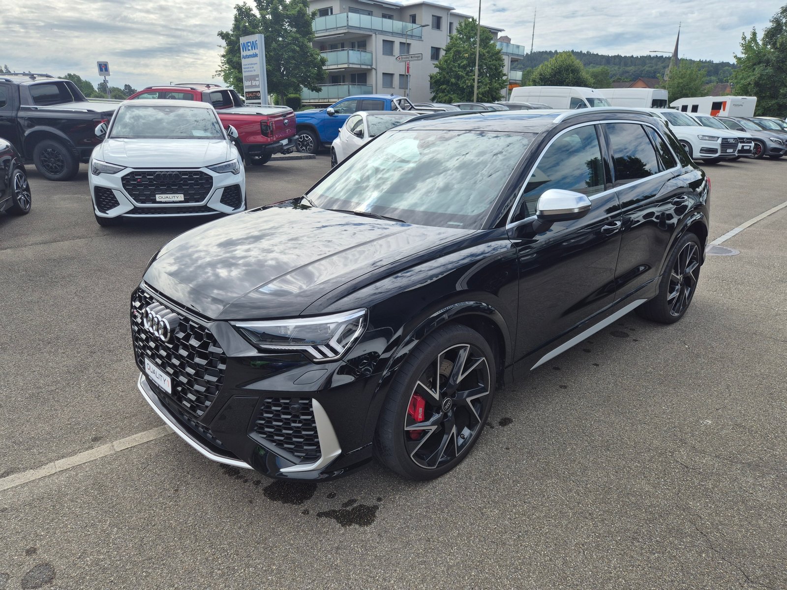 AUDI RS Q3 2.5 TFSI quattro S tronic, Benzin, Occasion / Gebraucht, Automatik - 2