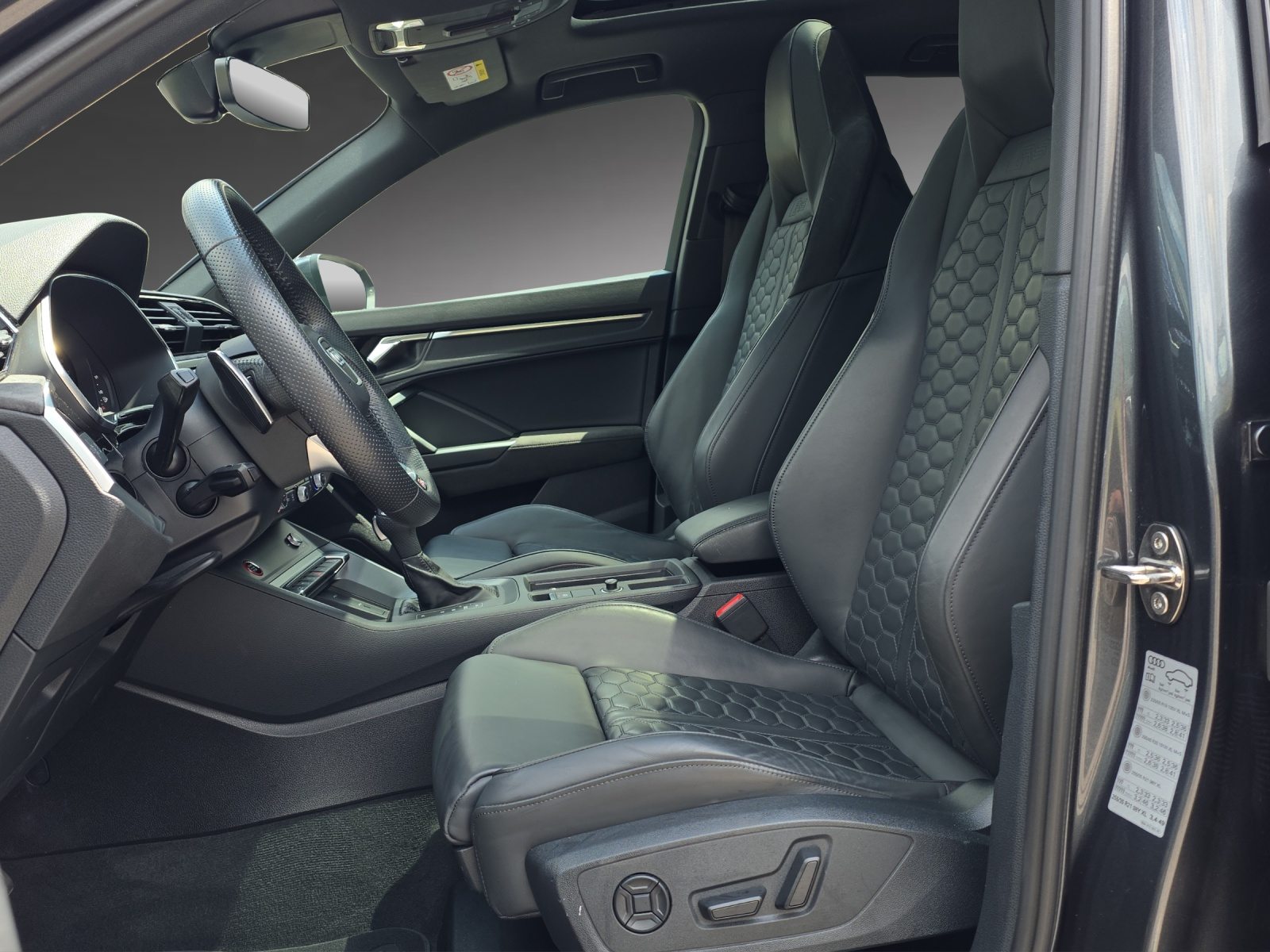 AUDI RS Q3 Sportback, Benzin, Occasion / Gebraucht, Automatik - 6