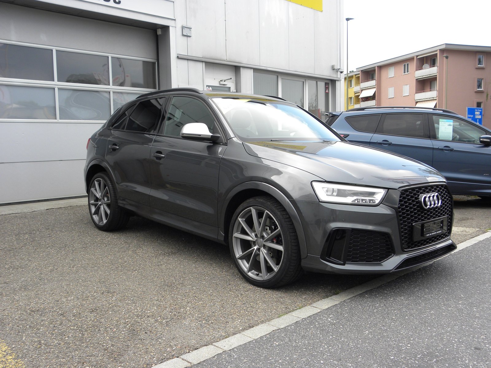 AUDI RS Q3 2.5 TFSI quattro S-tronic, Petrol, Second hand / Used, Automatic - 2