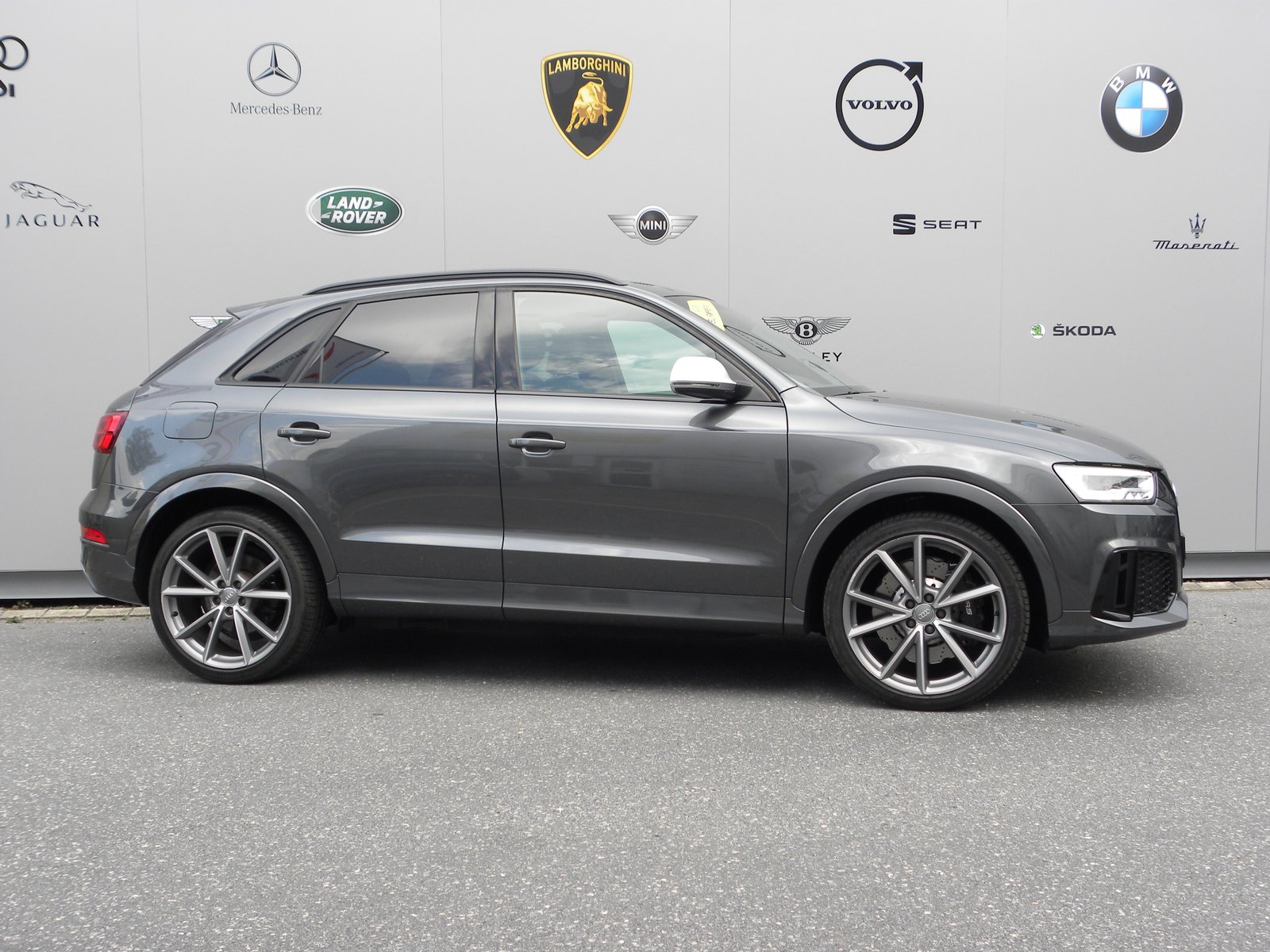 AUDI RS Q3 2.5 TFSI quattro S-tronic, Petrol, Second hand / Used, Automatic - 5