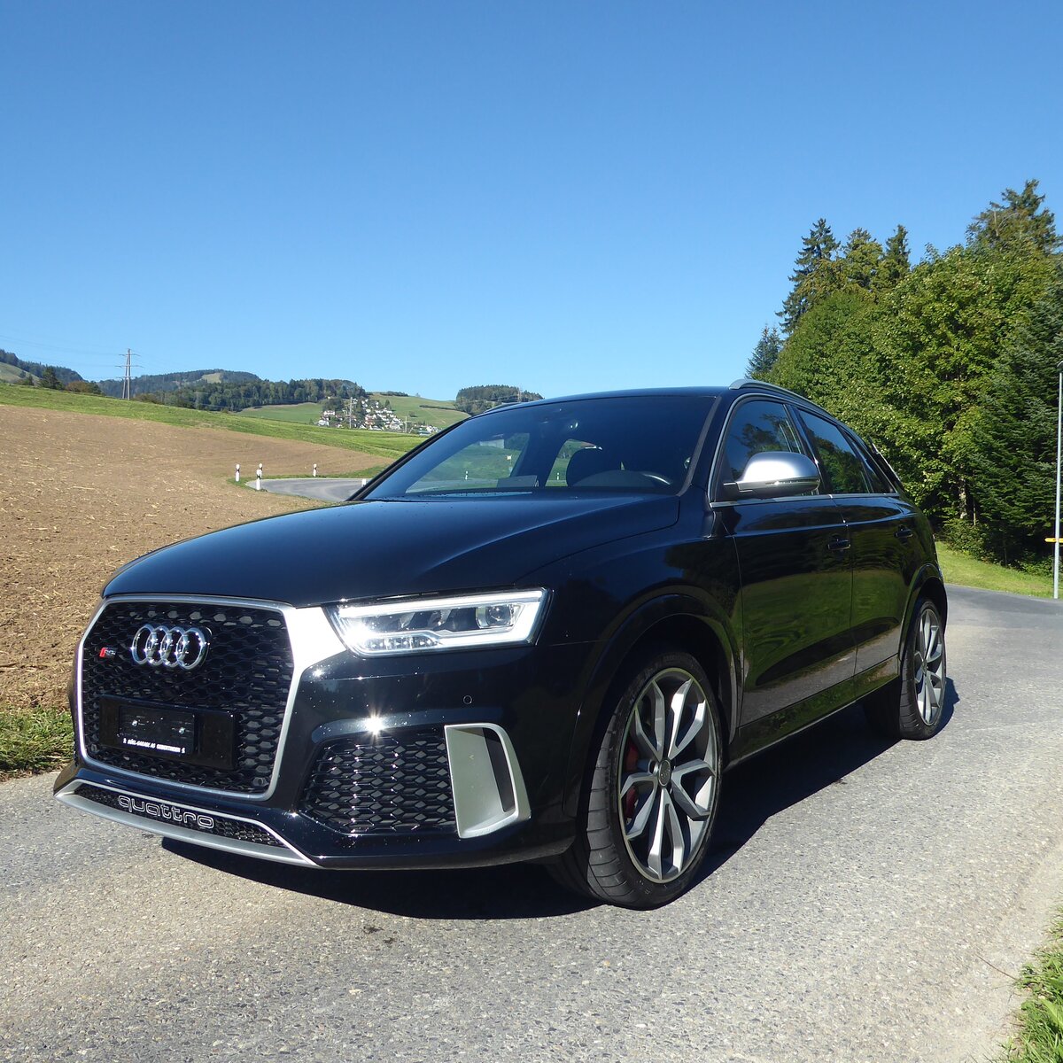 AUDI RS Q3 2.5 TFSI quattro S-tronic