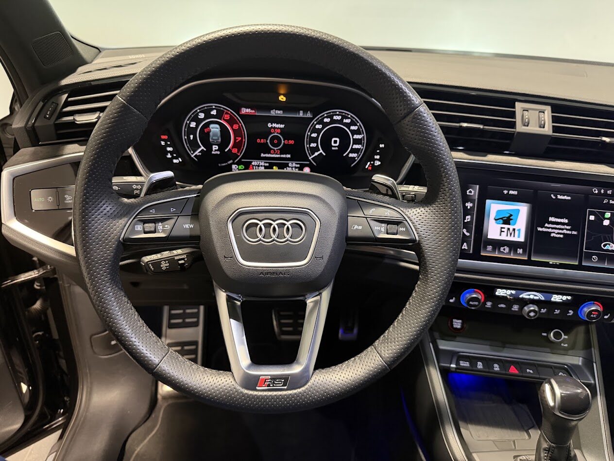 AUDI RS Q3, Benzin, Occasion / Gebraucht, Automatik - 6