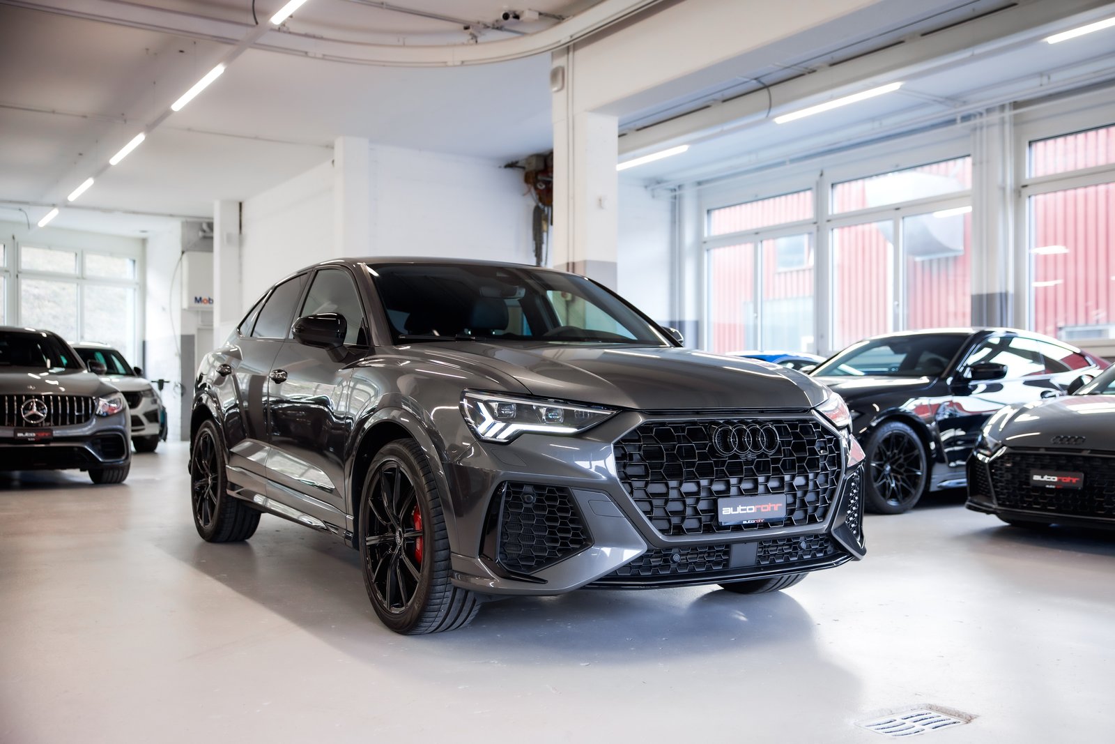 AUDI RS Q3 Sportback quattro S tronic, Petrol, Second hand / Used, Automatic - 3