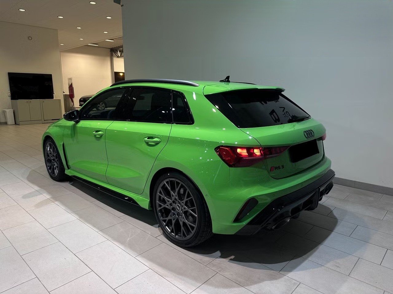 AUDI RS3 Sportback 2.5 TSI quattro S-tronic RS PAKET, Benzin, Neuwagen, Automat - 3