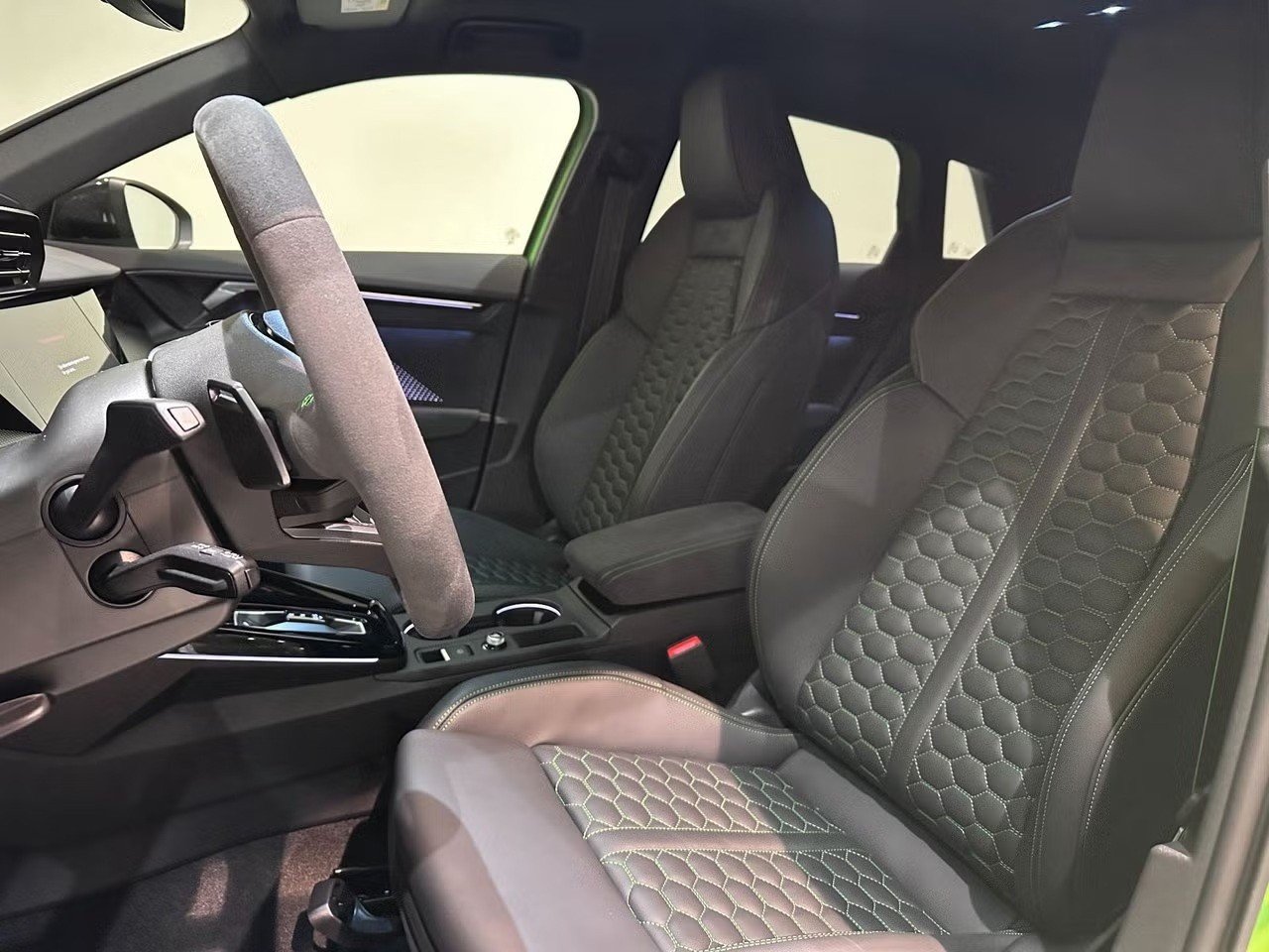 AUDI RS3 Sportback 2.5 TSI quattro S-tronic RS PAKET, Benzin, Neuwagen, Automat - 6