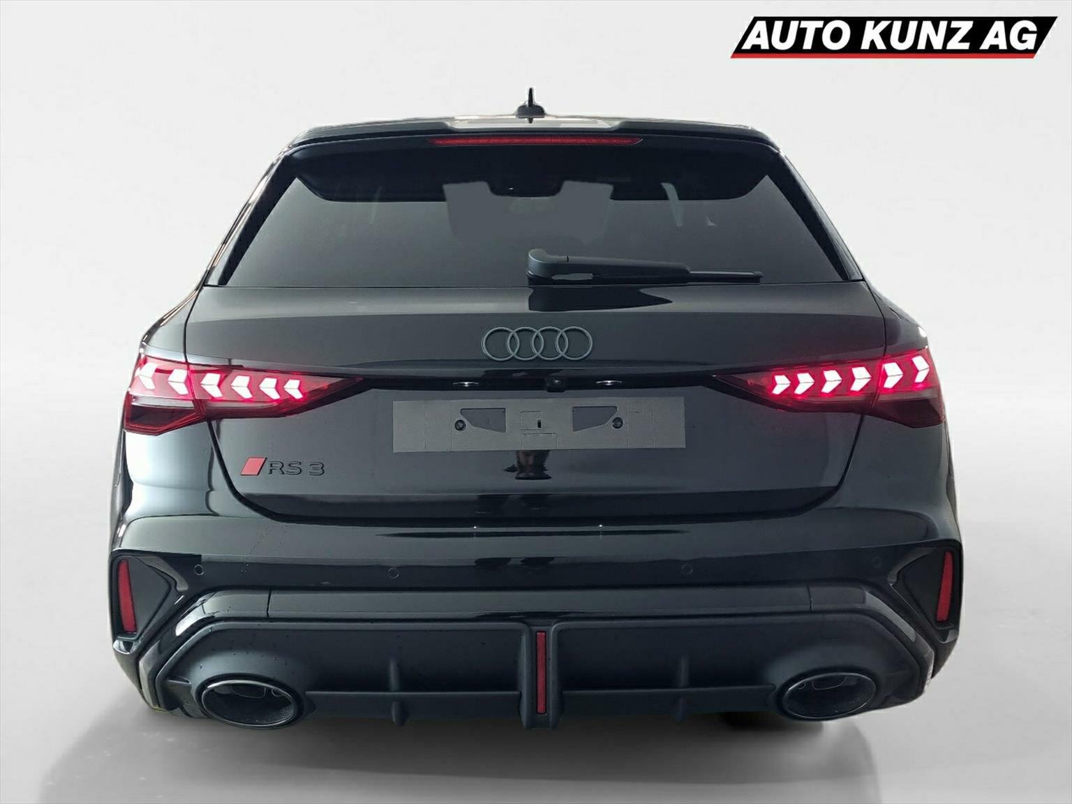 AUDI RS3 Sportback 2.5 TSI quattro S-tronic, Benzin, Neues Fahrzeug mit Tageszulassung, Automatik - 3