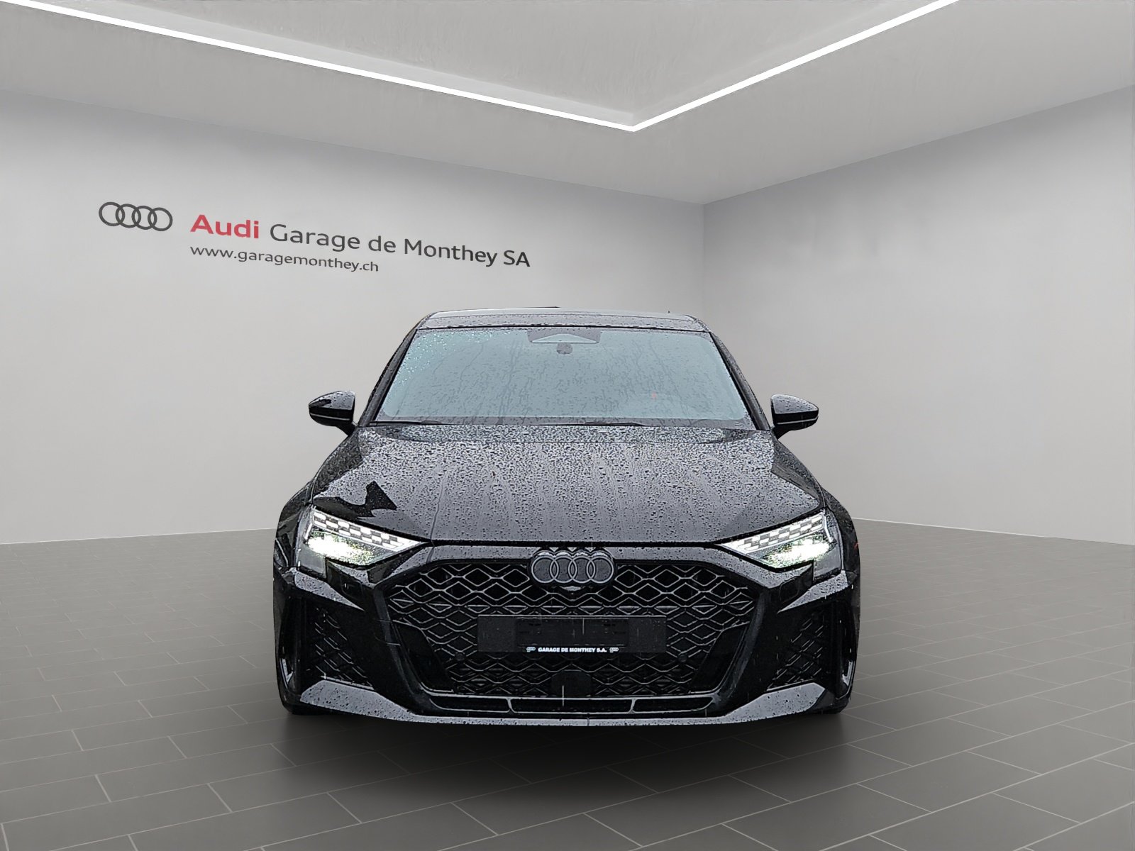 AUDI RS3 Sportback 2.5 TSI quattro S-tronic, Petrol, New car, Automatic - 2
