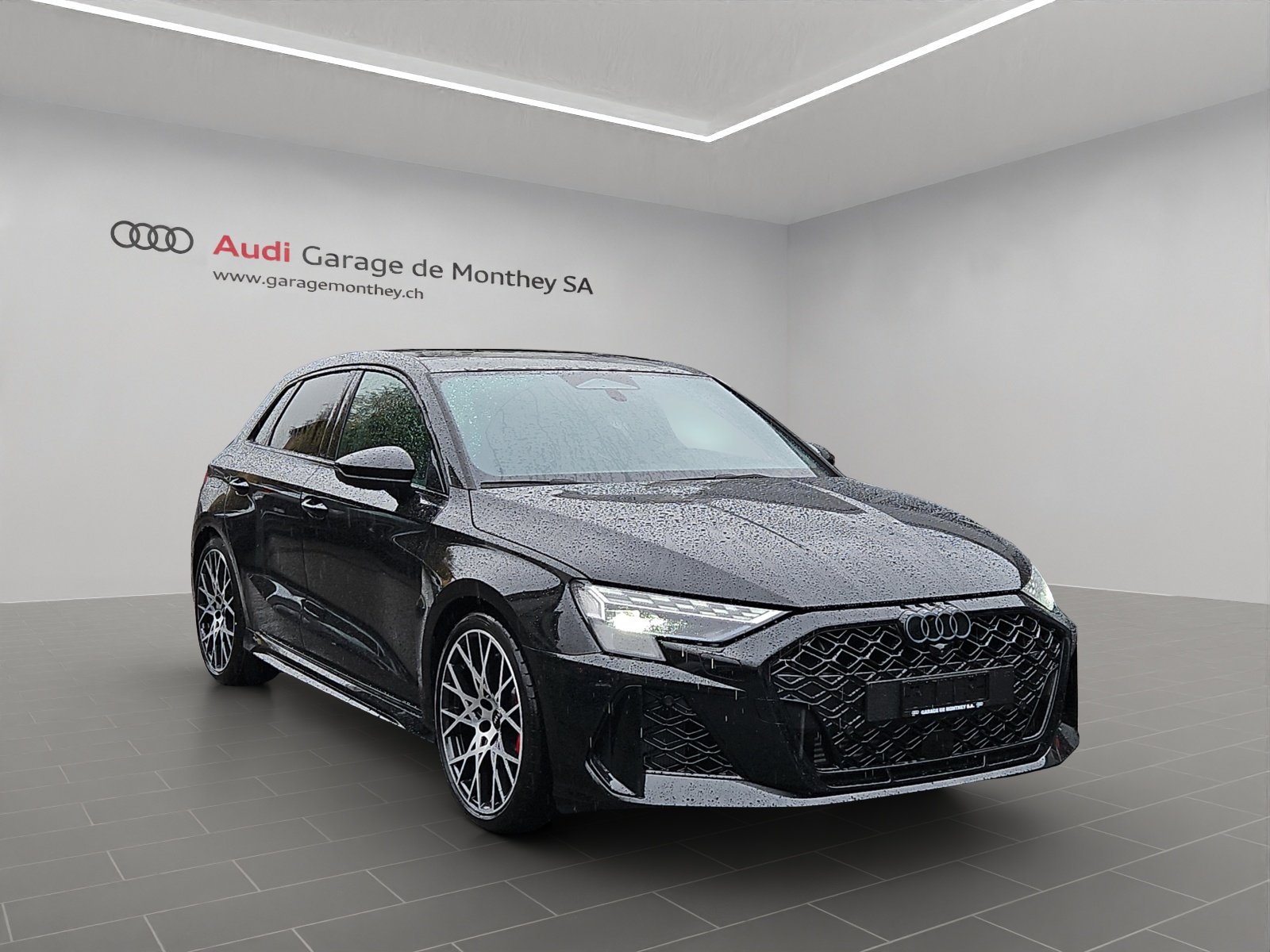 AUDI RS3 Sportback 2.5 TSI quattro S-tronic, Petrol, New car, Automatic - 3