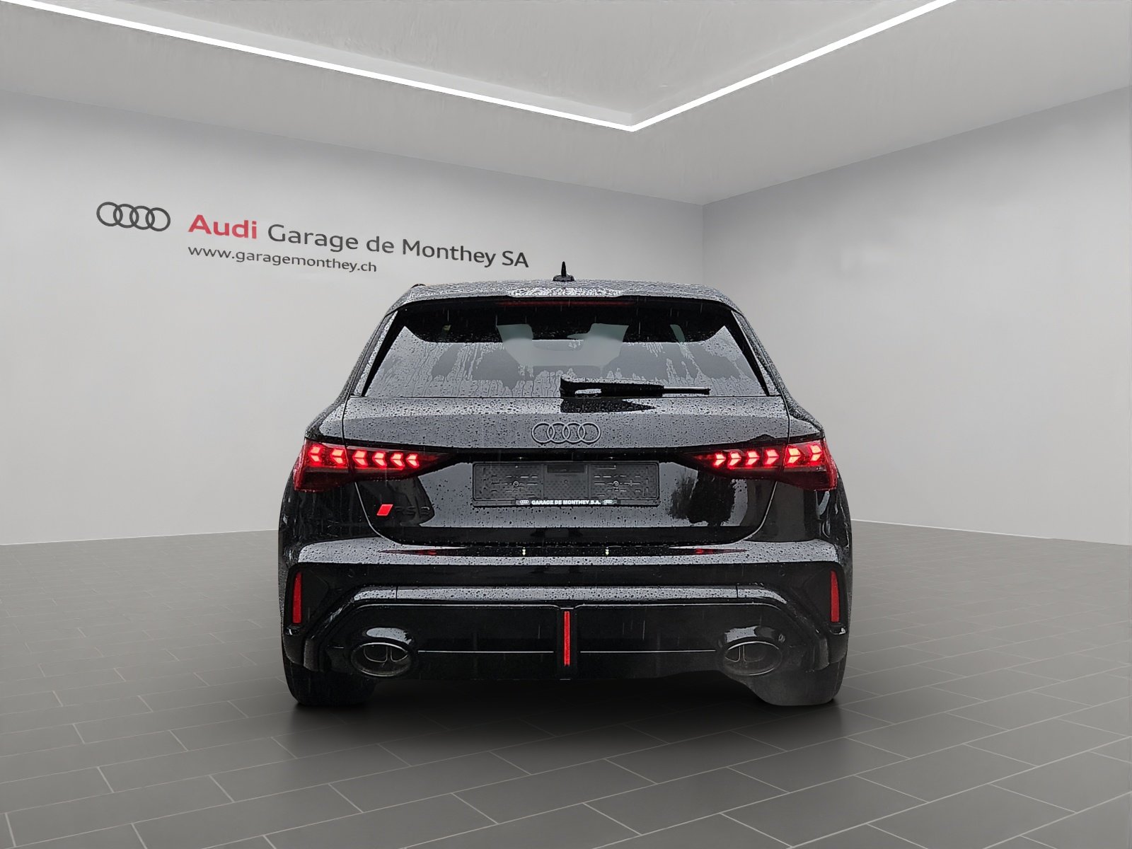 AUDI RS3 Sportback 2.5 TSI quattro S-tronic, Petrol, New car, Automatic - 5