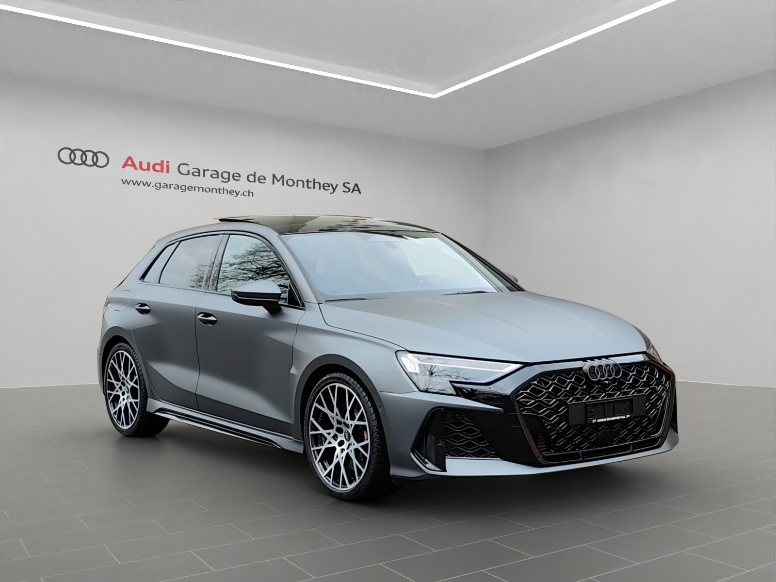 AUDI RS3 Sportback 2.5 TSI quattro S-tronic, Essence, Voiture nouvelle, Automatique - 3