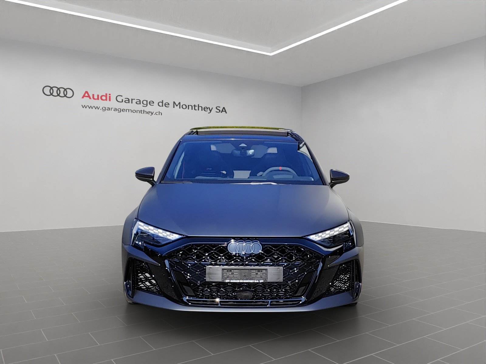 AUDI RS3 Sportback 2.5 TSI quattro S-tronic, Essence, Voiture nouvelle, Automatique - 2