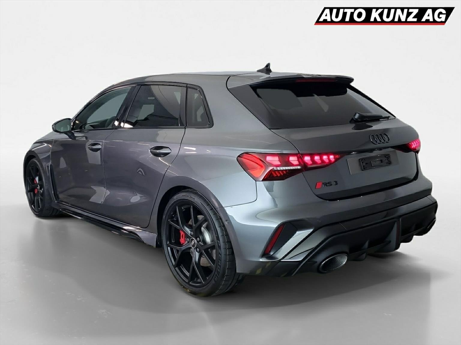 AUDI RS3 Sportback 2.5 TSI quattro S-tronic, Essence, Voiture nouvelle, Automatique - 2