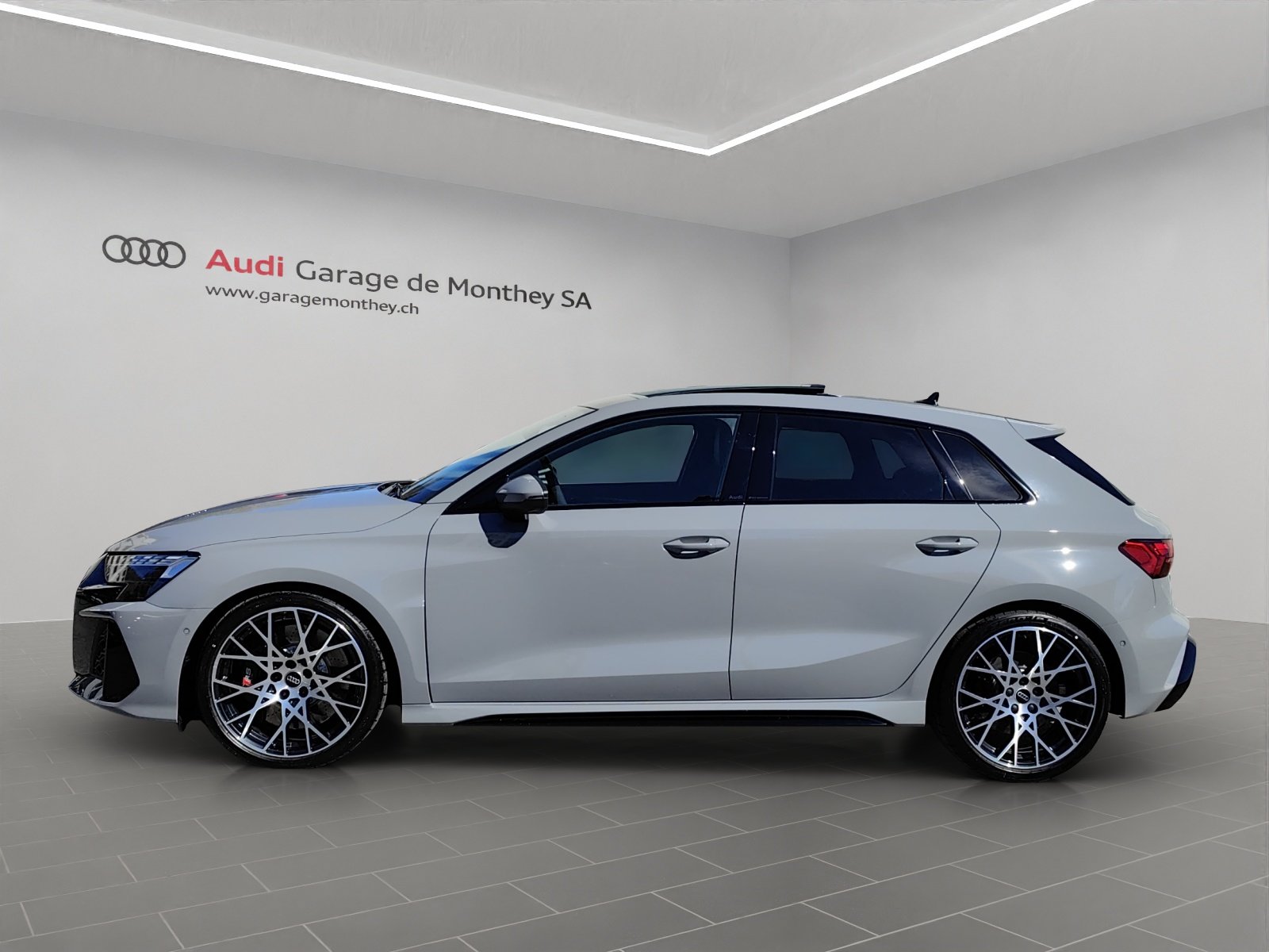 AUDI RS3 Sportback 2.5 TSI quattro S-tronic, Benzina, Auto nuove, Automatico - 2