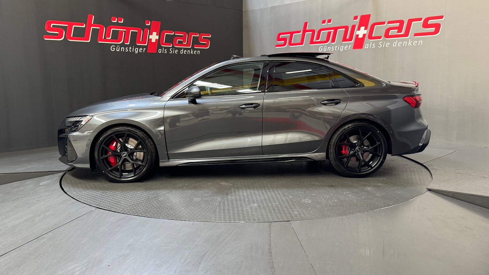 AUDI RS3 Limousine 2.5 TSI quattro S-tronic, Essence, Voiture nouvelle, Automatique - 3