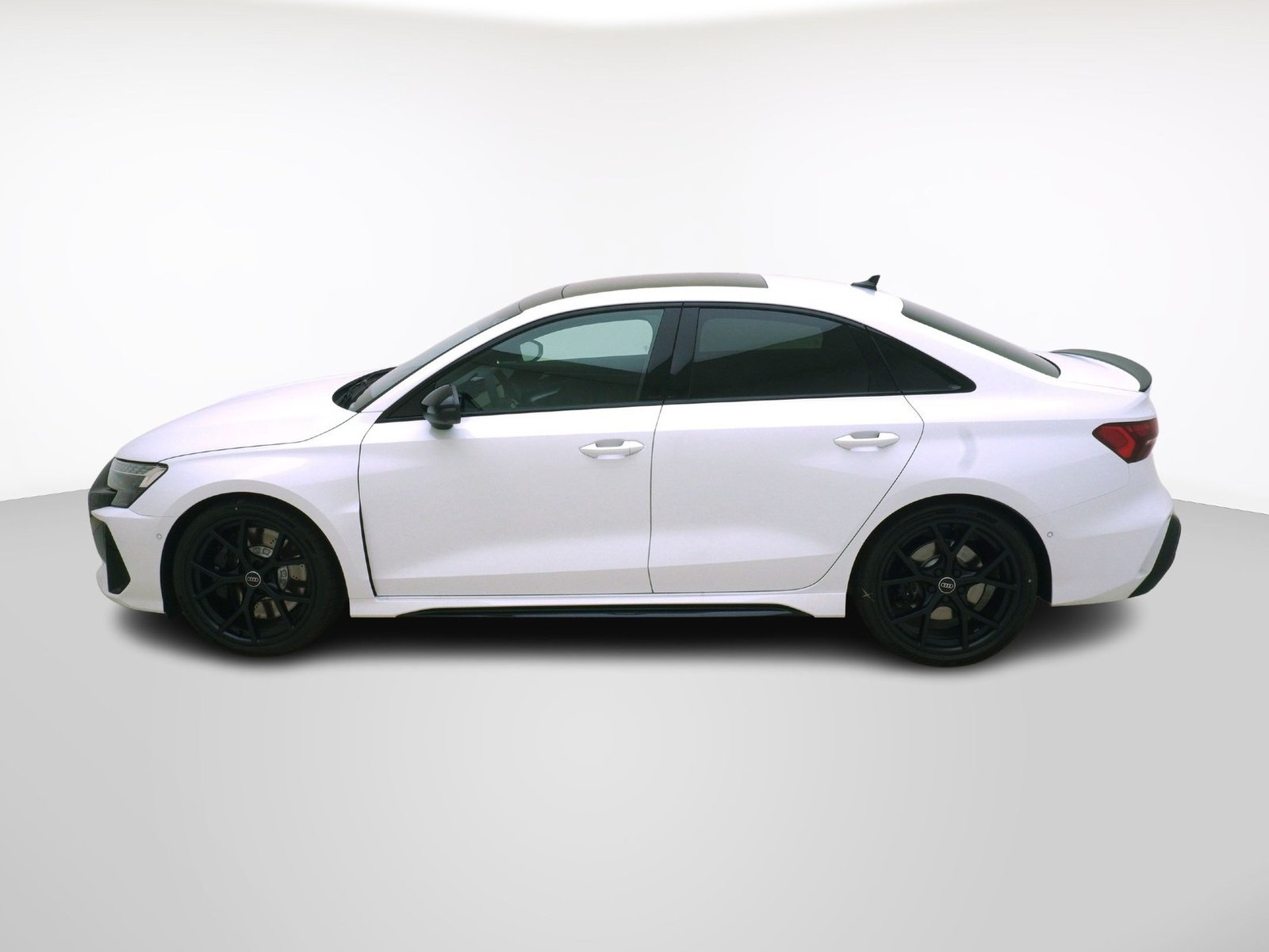 AUDI RS3 Limousine 2.5 TFSI quattro S-Tronic, Benzin, Neuwagen, Automatik - 2